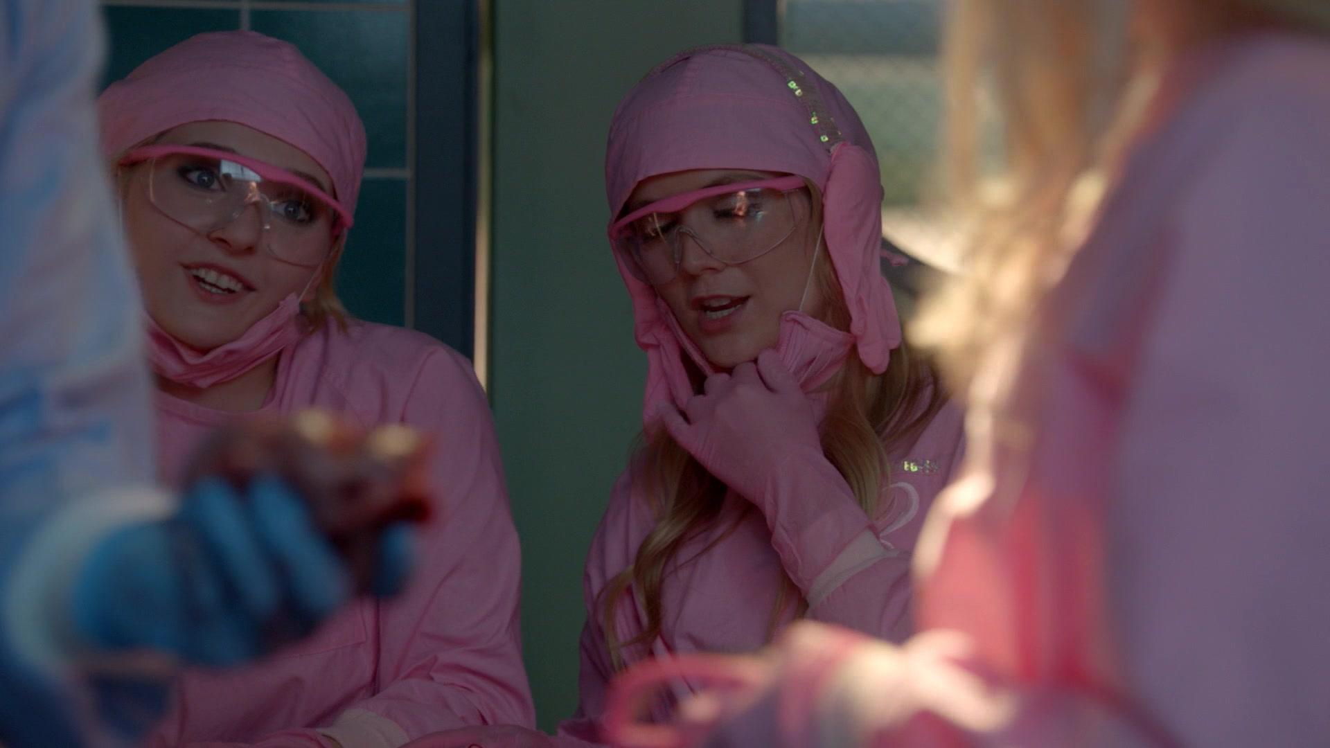 Scream_Queens_2015_S02E07_1080p_005072.jpg