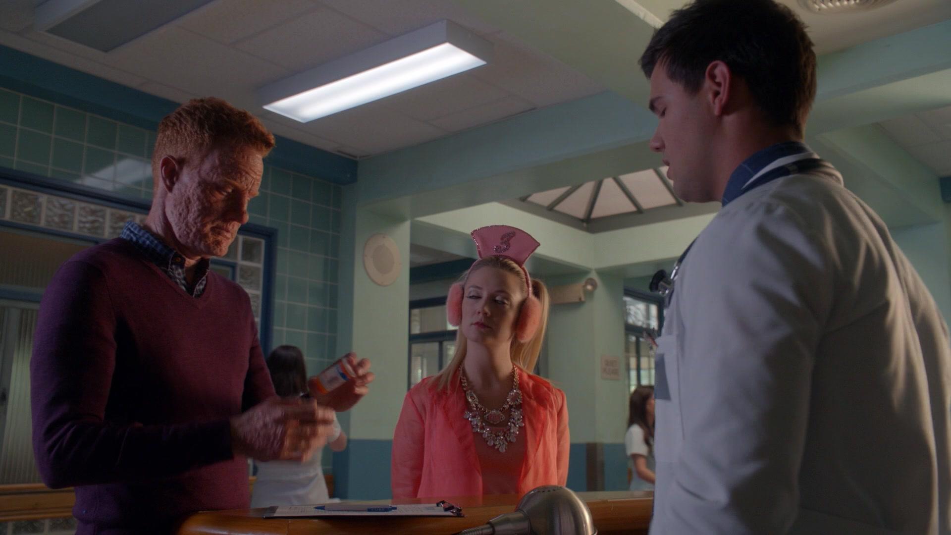 Scream_Queens_2015_S02E07_1080p_005272.jpg