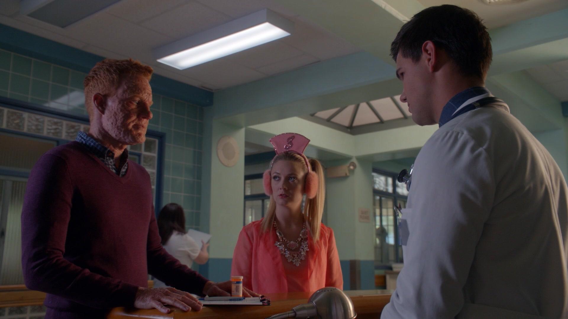 Scream_Queens_2015_S02E07_1080p_005319.jpg