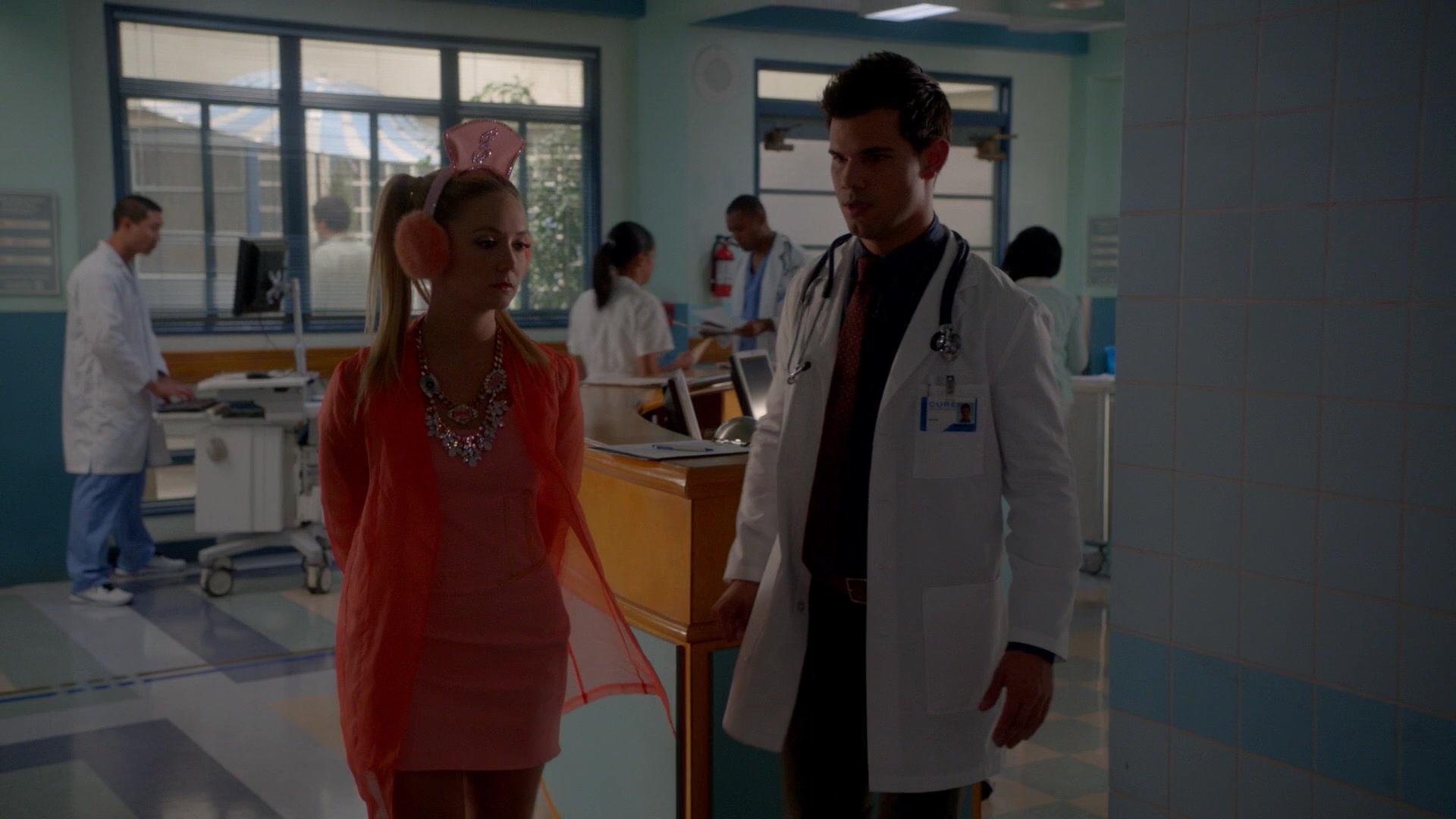 Scream_Queens_2015_S02E07_1080p_005347.jpg
