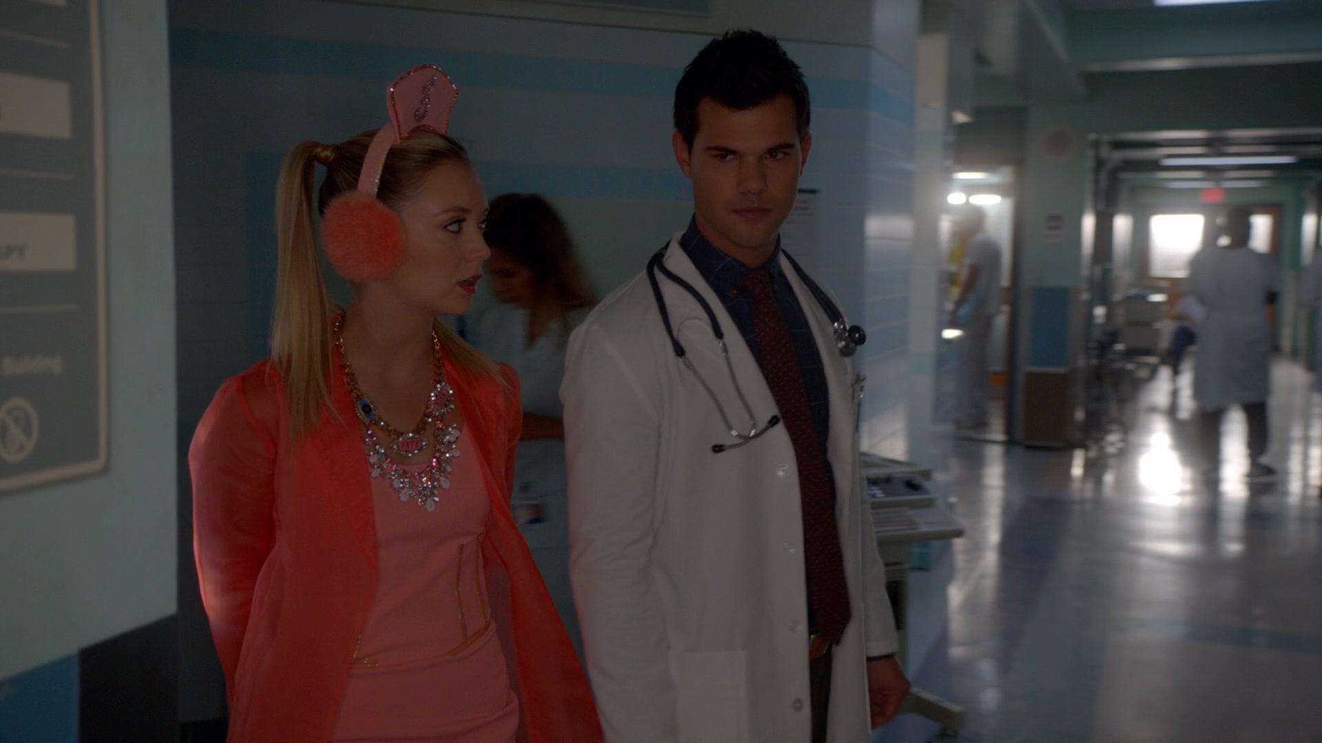 Scream_Queens_2015_S02E07_1080p_005359.jpg