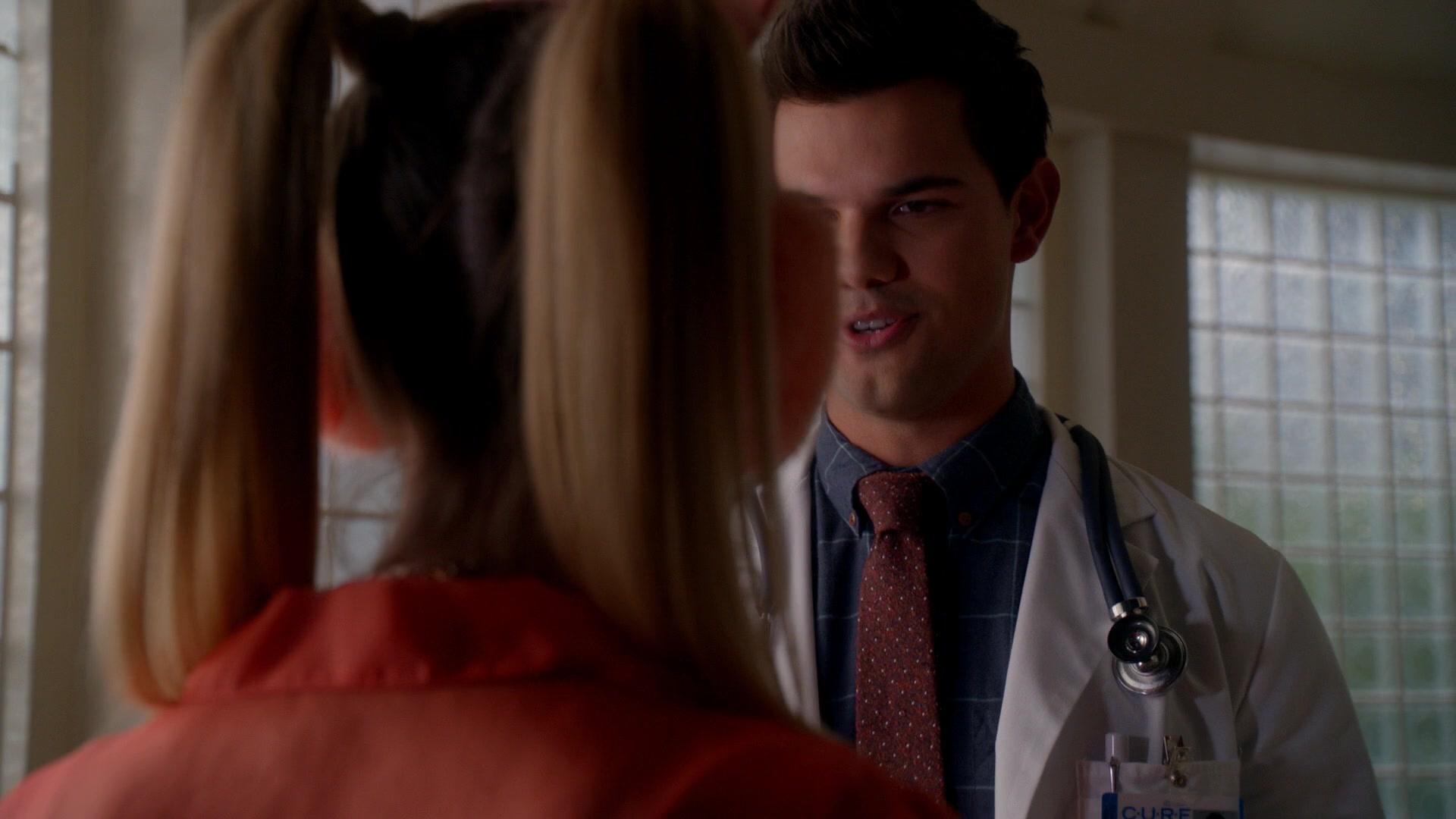 Scream_Queens_2015_S02E07_1080p_005384.jpg