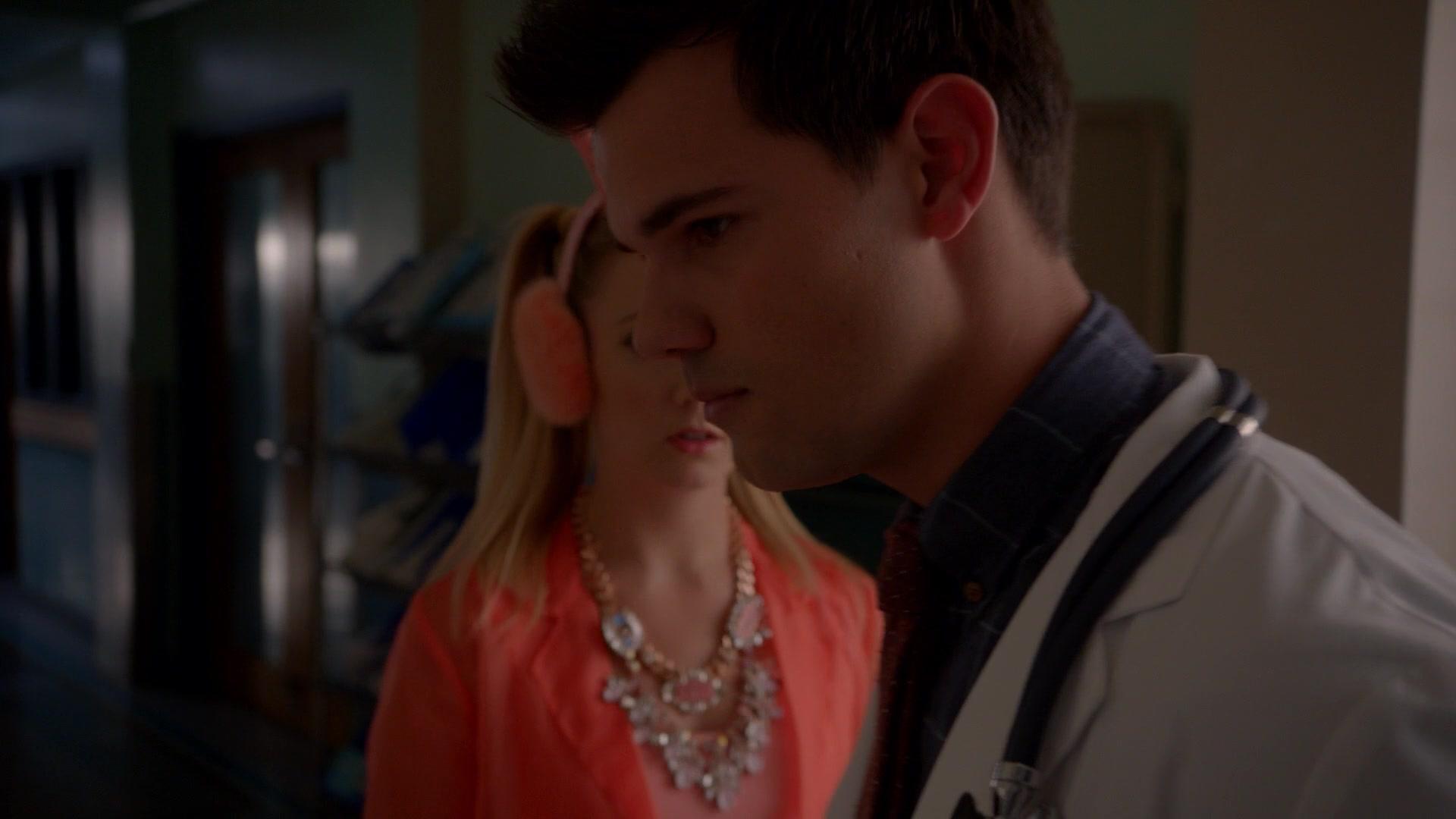 Scream_Queens_2015_S02E07_1080p_005497.jpg