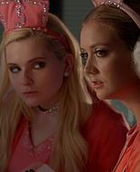 Scream_Queens_2015_S02E07_1080p_001280.jpg