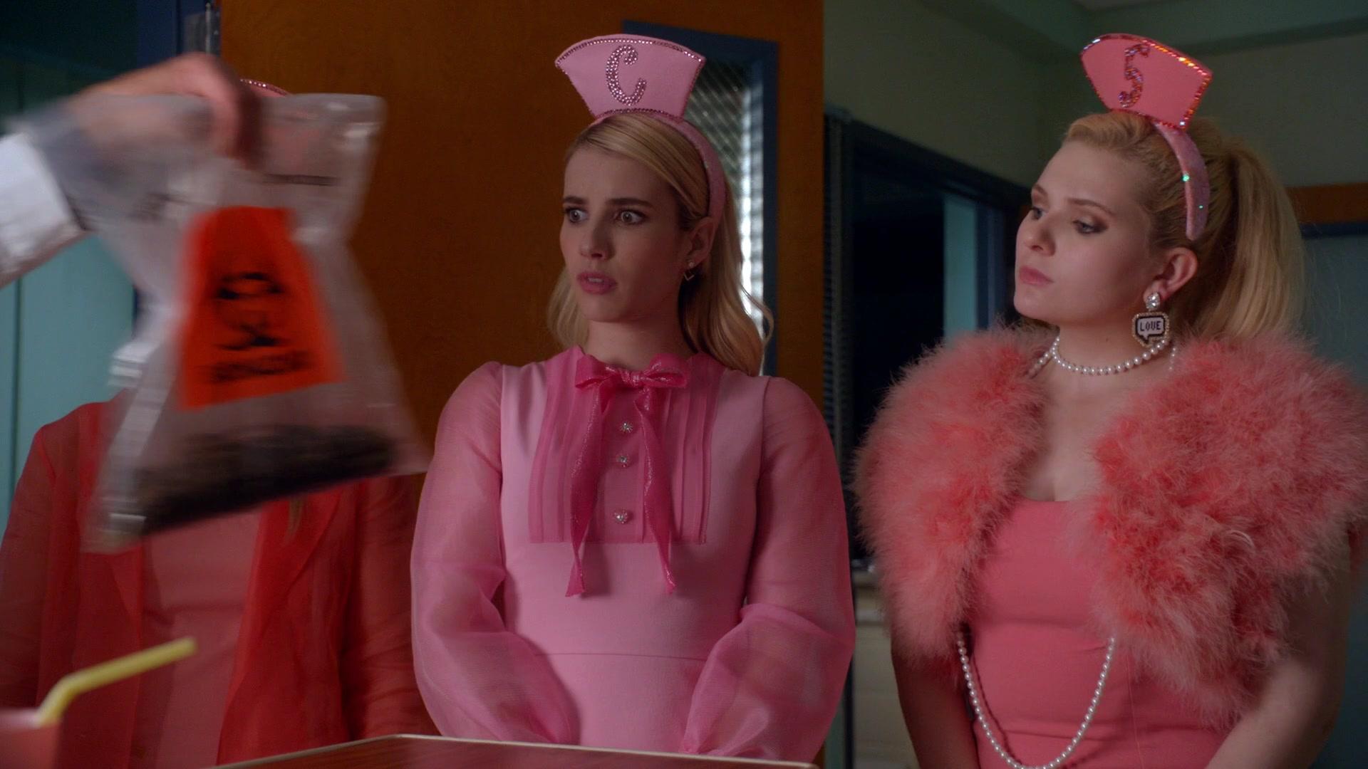 Scream_Queens_2015_S02E08_1080p_000514.jpg