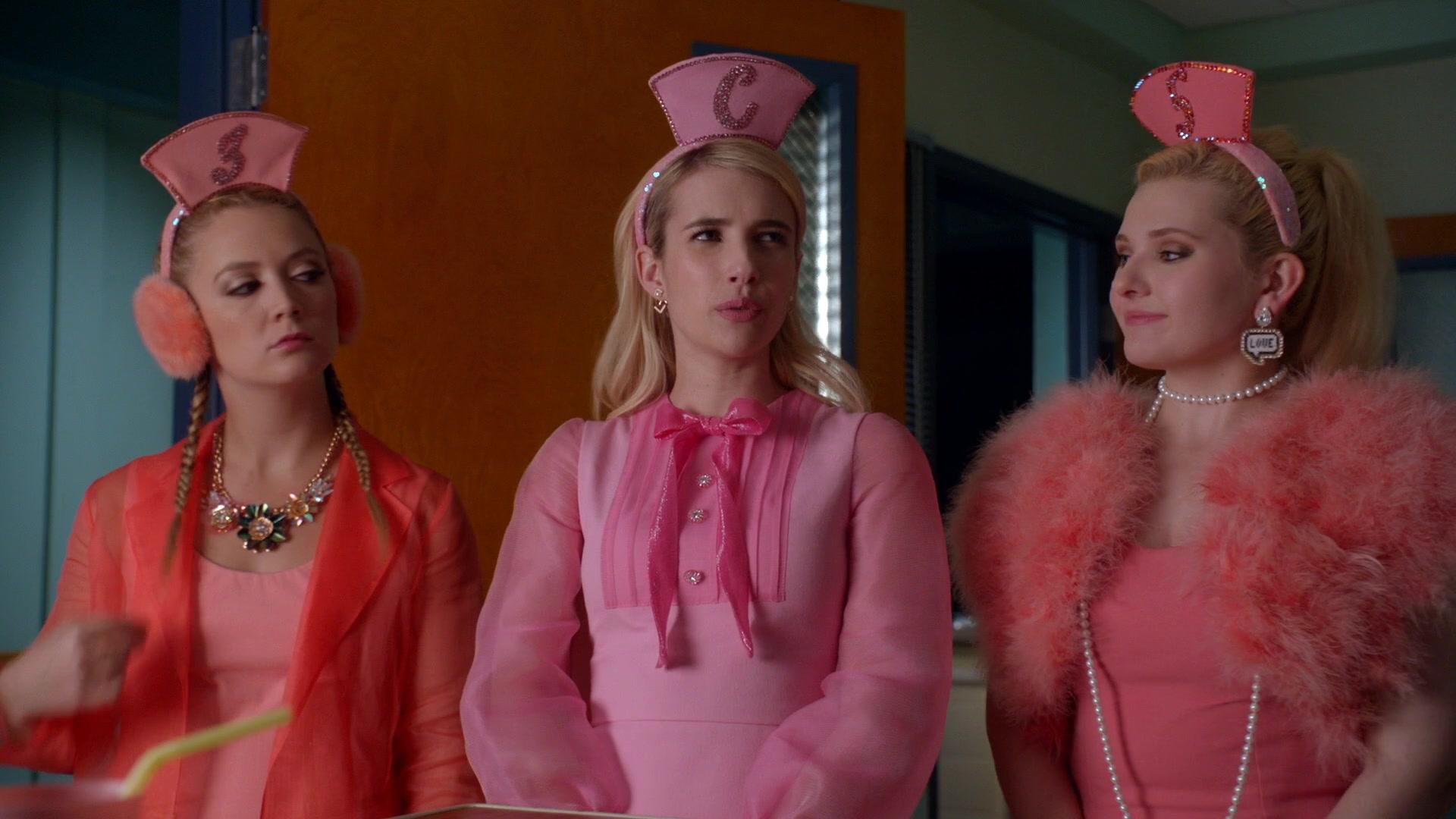 Scream_Queens_2015_S02E08_1080p_000608.jpg
