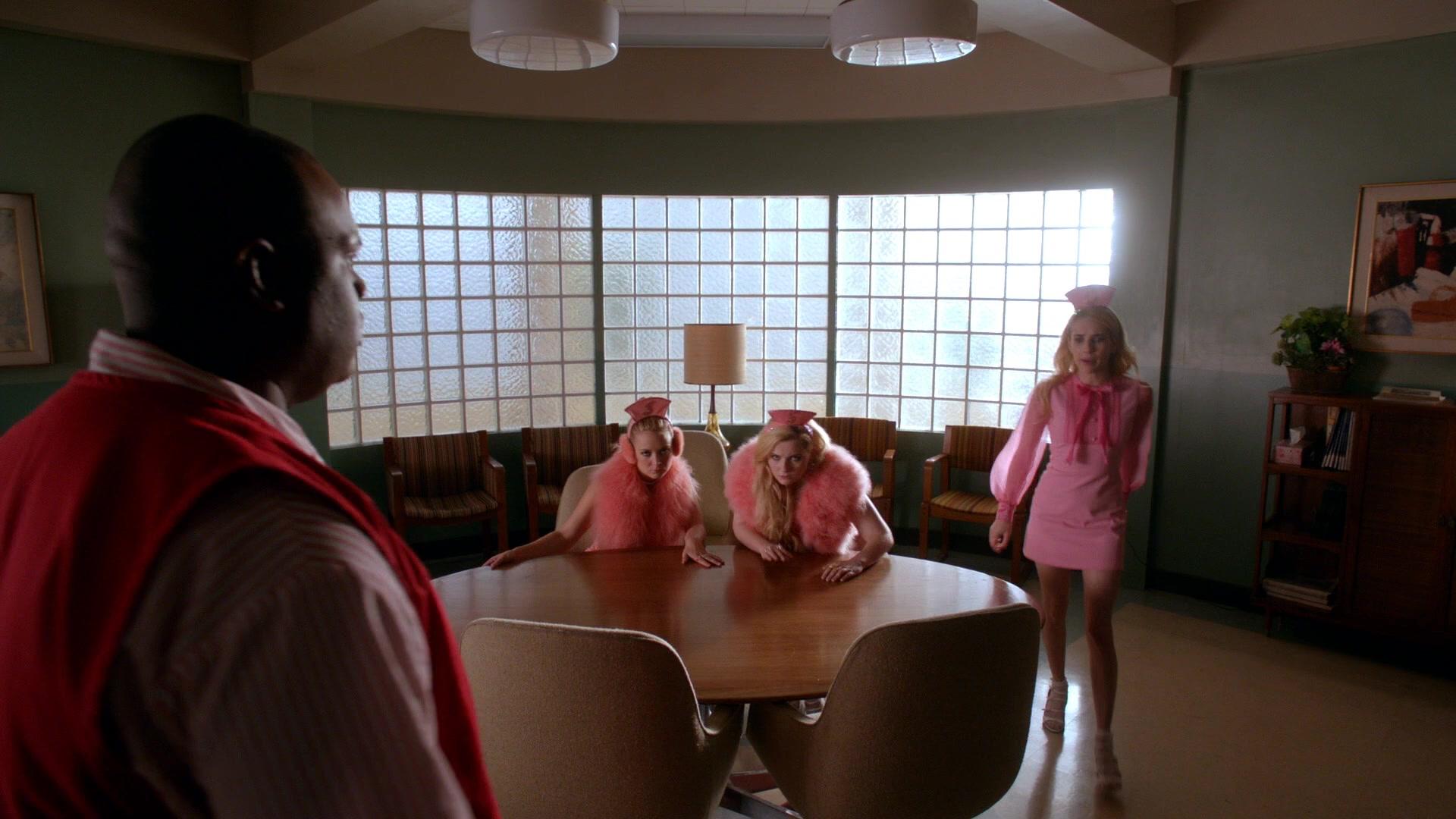 Scream_Queens_2015_S02E08_1080p_002695.jpg