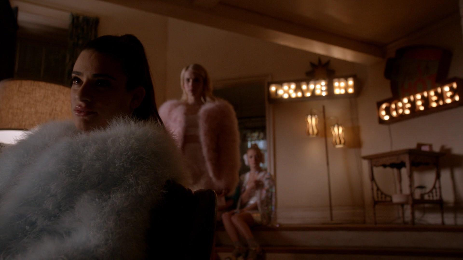 Scream_Queens_2015_S02E08_1080p_003304.jpg