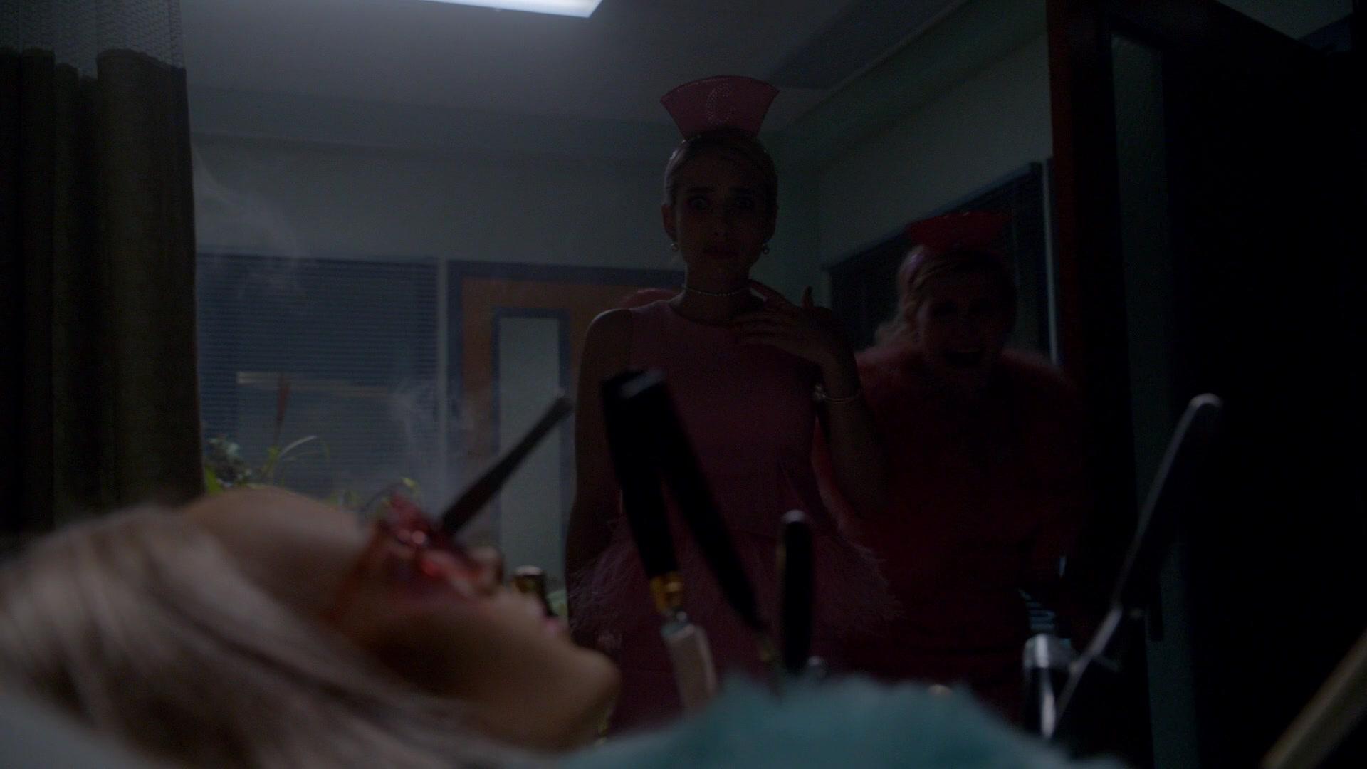 Scream_Queens_2015_S02E09_1080p_000098.jpg