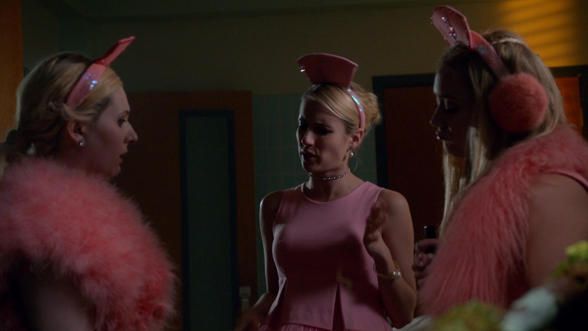 Scream_Queens_2015_S02E09_1080p_000195.jpg