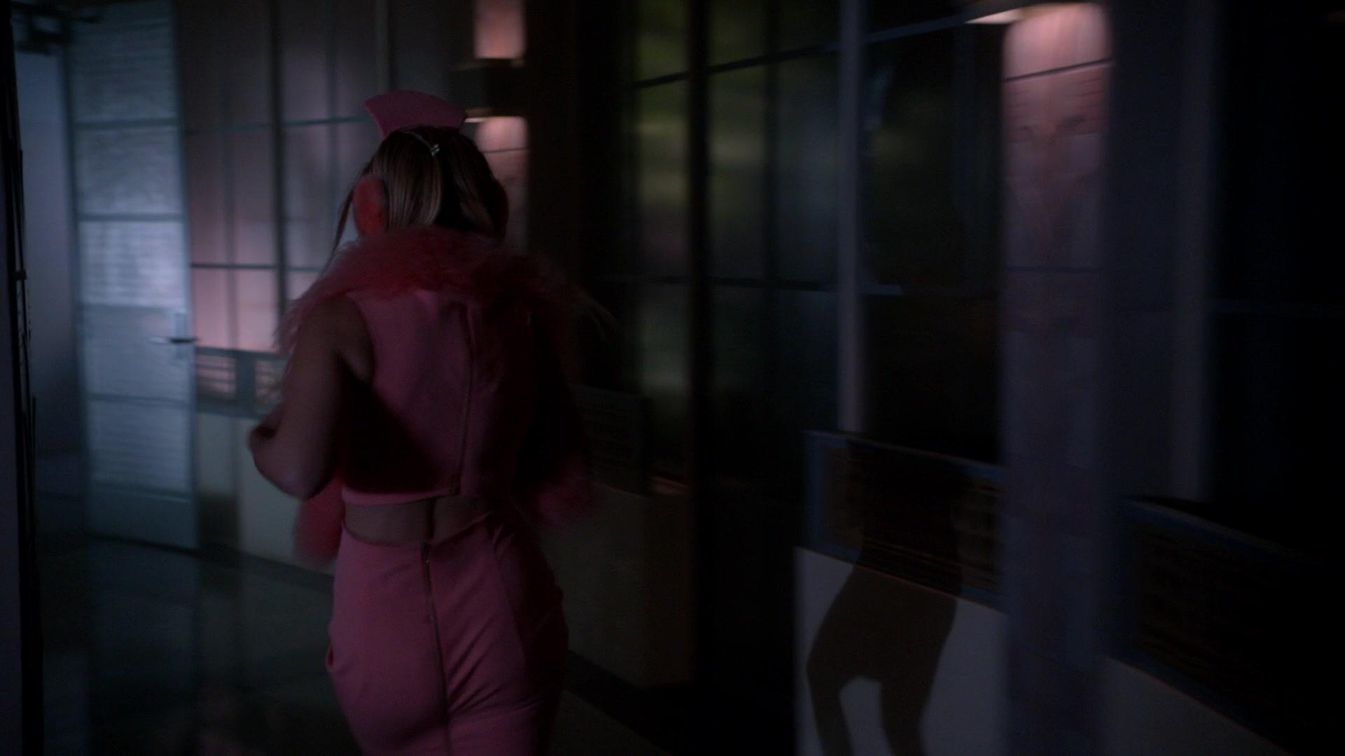 Scream_Queens_2015_S02E09_1080p_000266.jpg