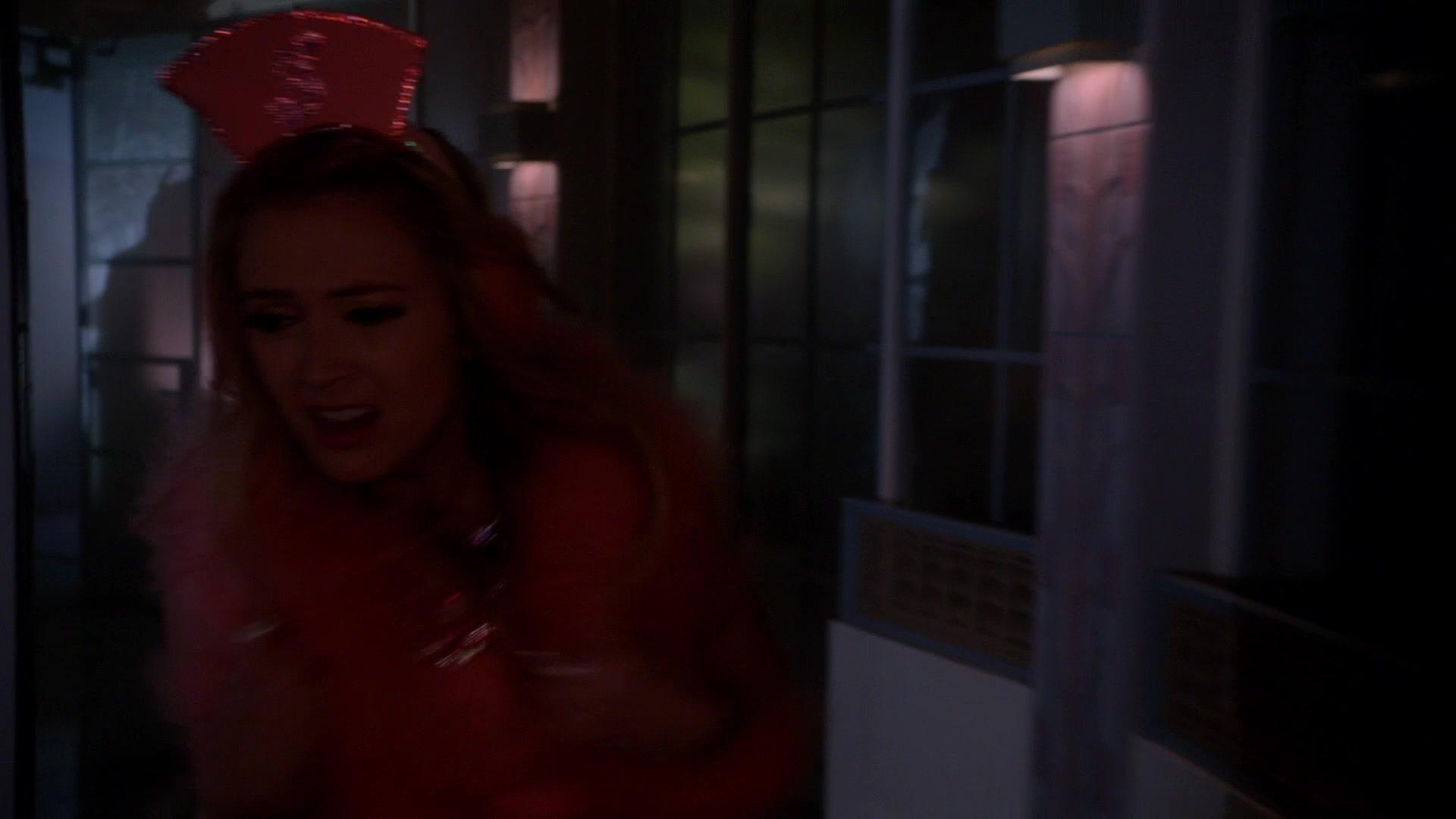 Scream_Queens_2015_S02E09_1080p_000278.jpg