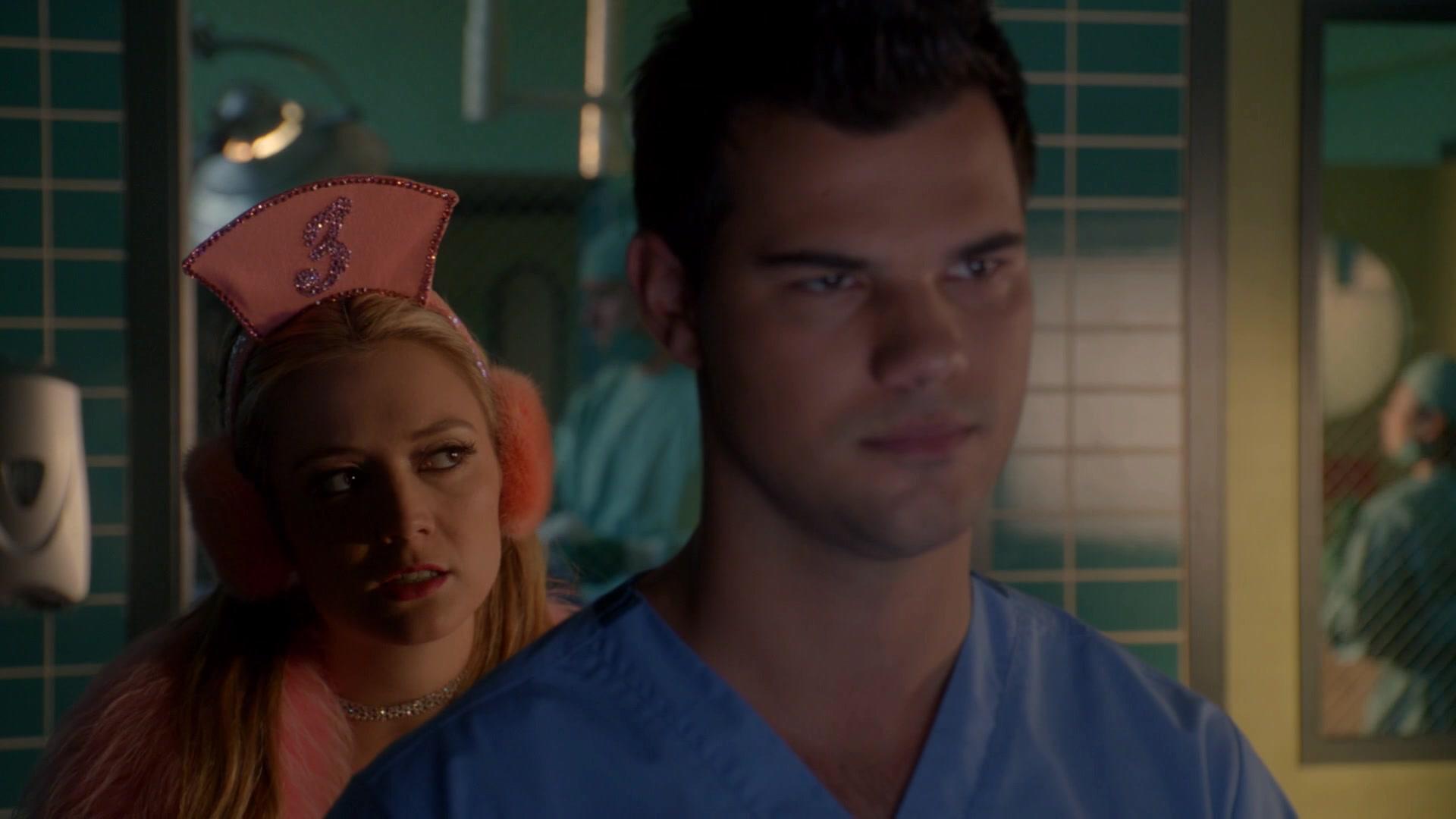 Scream_Queens_2015_S02E09_1080p_002005.jpg