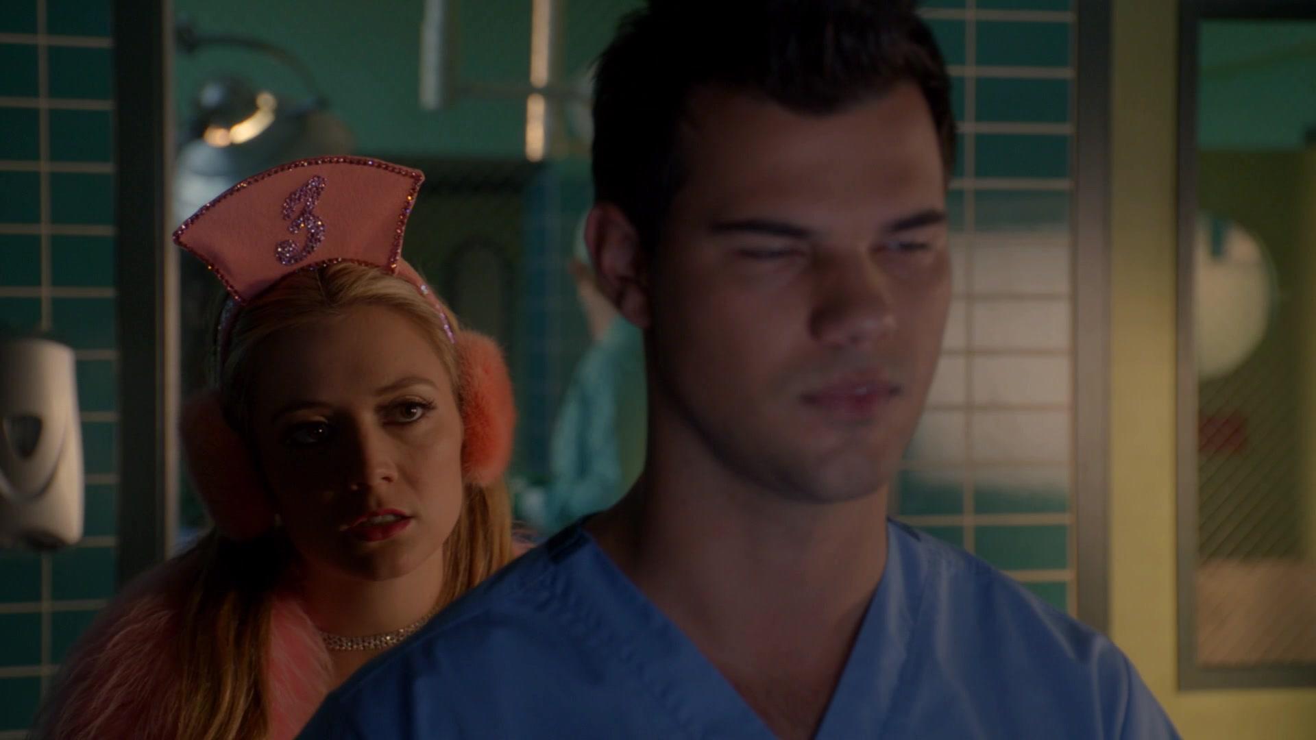 Scream_Queens_2015_S02E09_1080p_002009.jpg