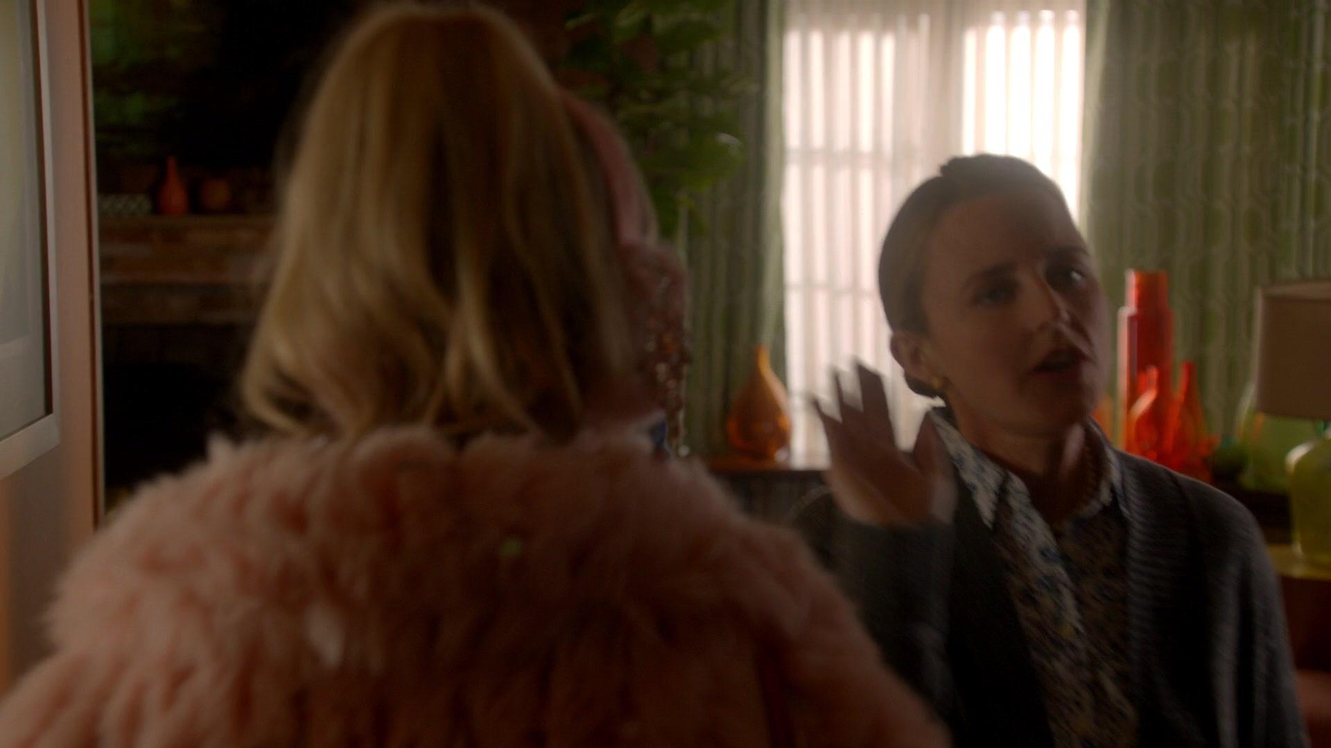 Scream_Queens_2015_S02E09_1080p_003506.jpg