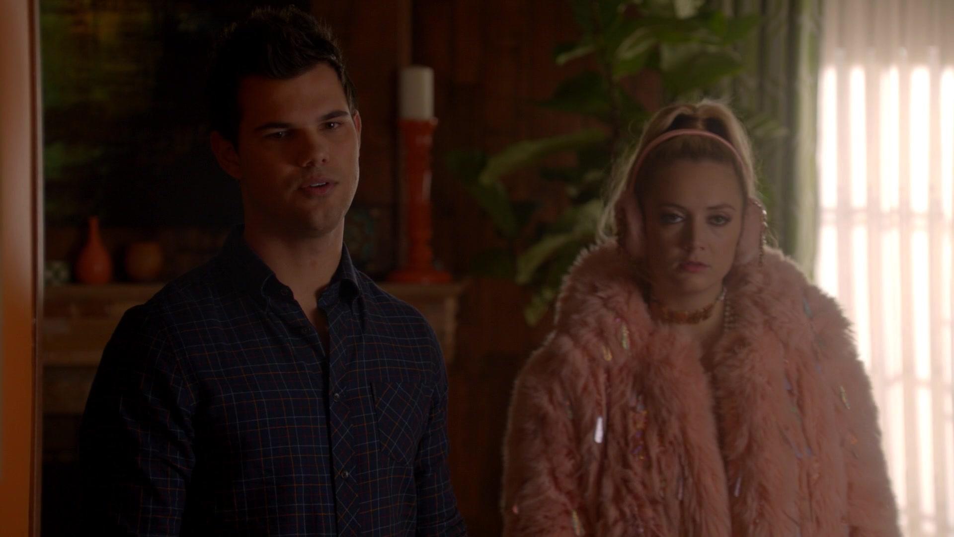 Scream_Queens_2015_S02E09_1080p_003526.jpg
