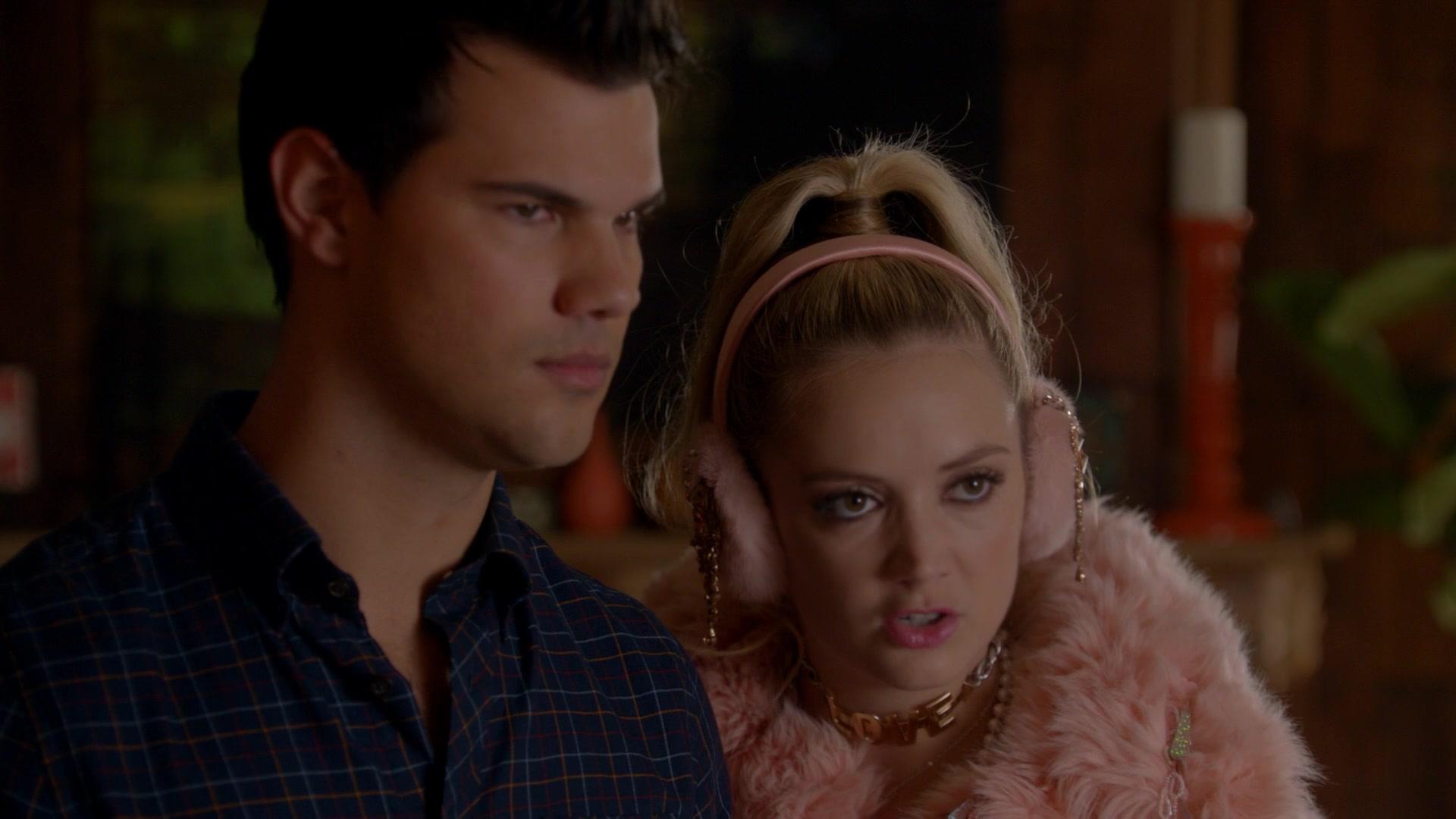 Scream_Queens_2015_S02E09_1080p_003638.jpg