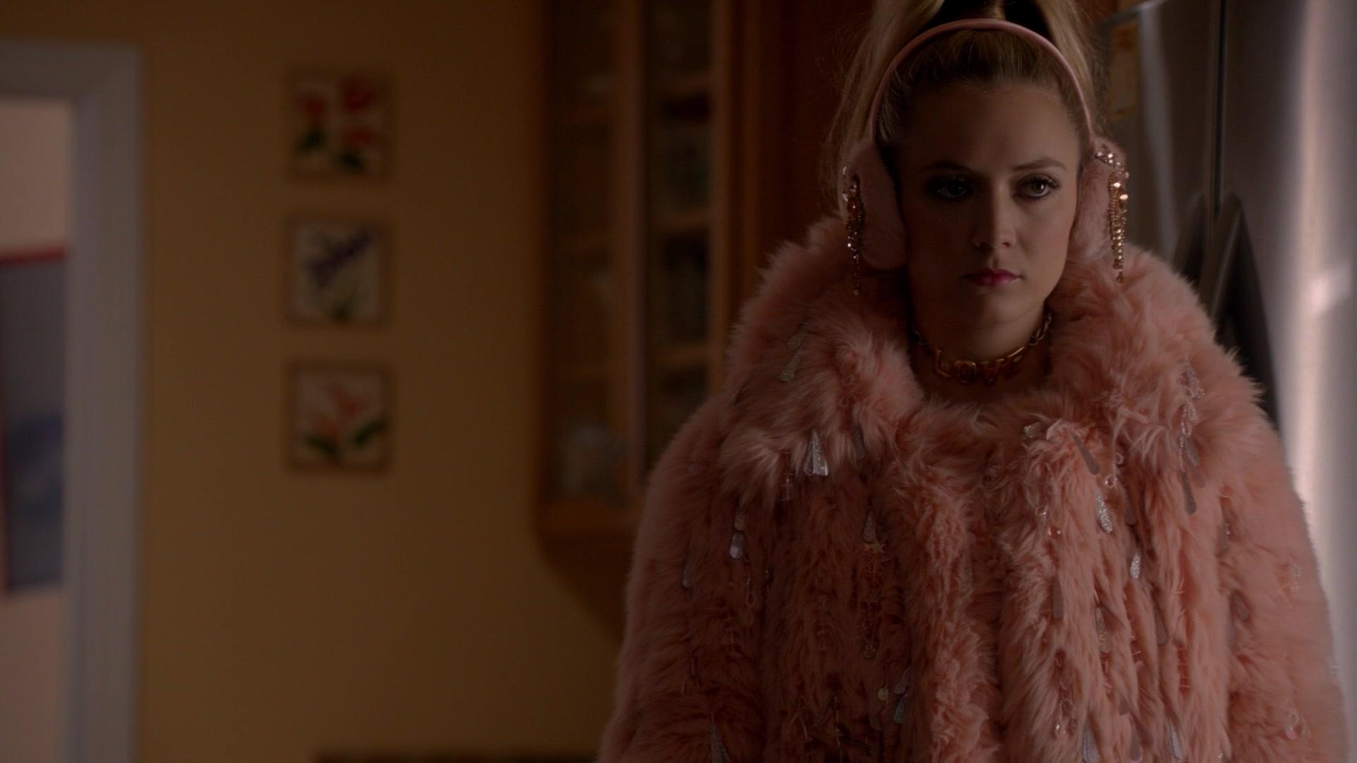 Scream_Queens_2015_S02E09_1080p_003827.jpg