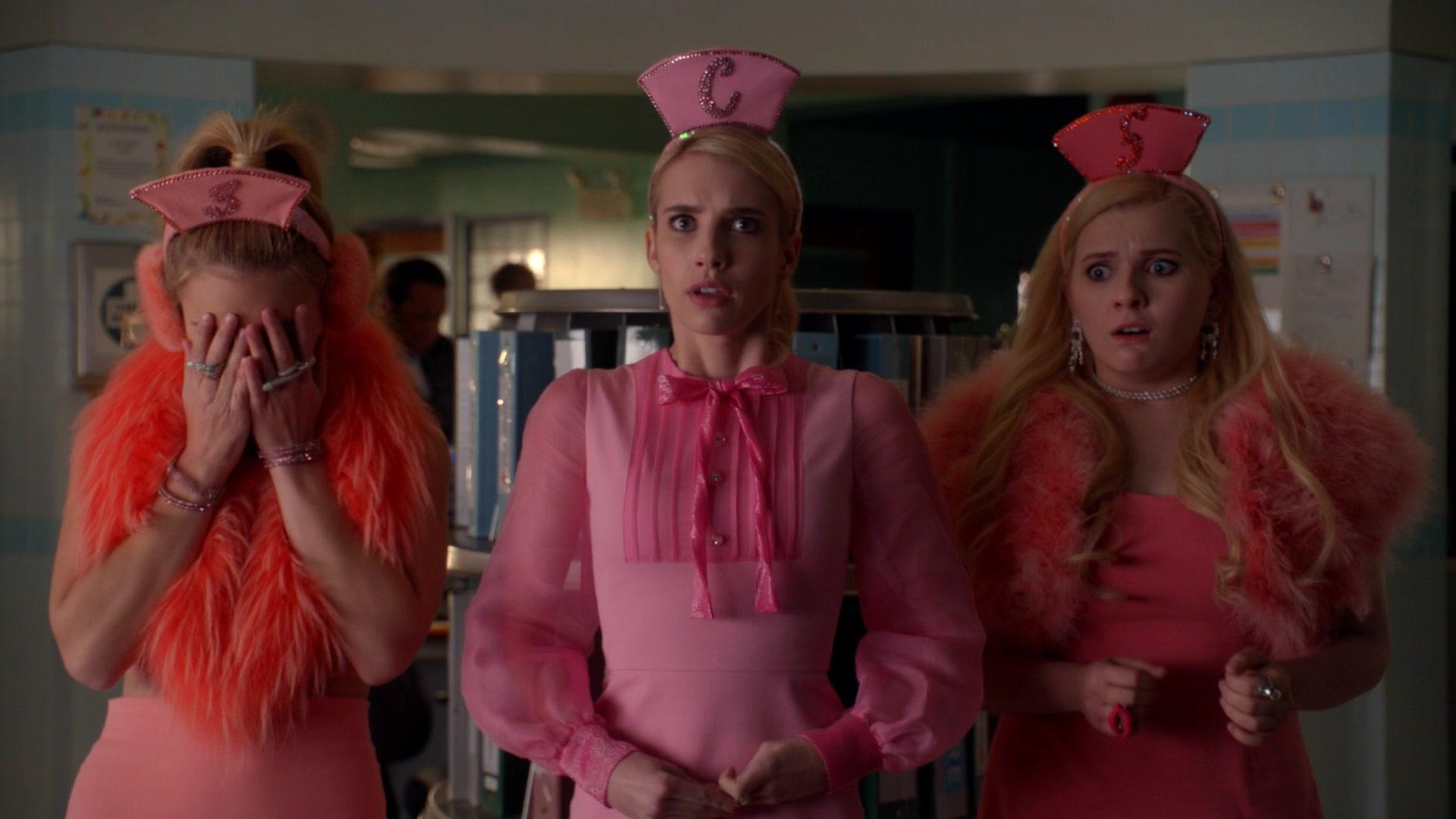 Scream_Queens_2015_S02E09_1080p_004002.jpg