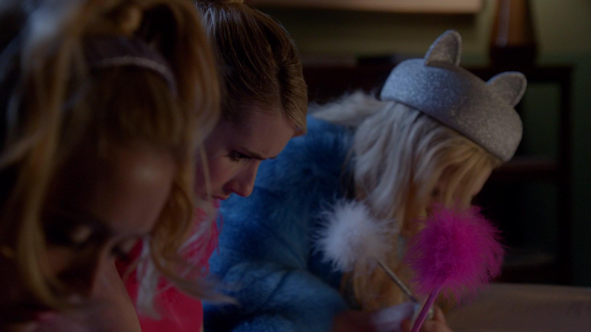 Scream_Queens_2015_S02E09_1080p_004127.jpg
