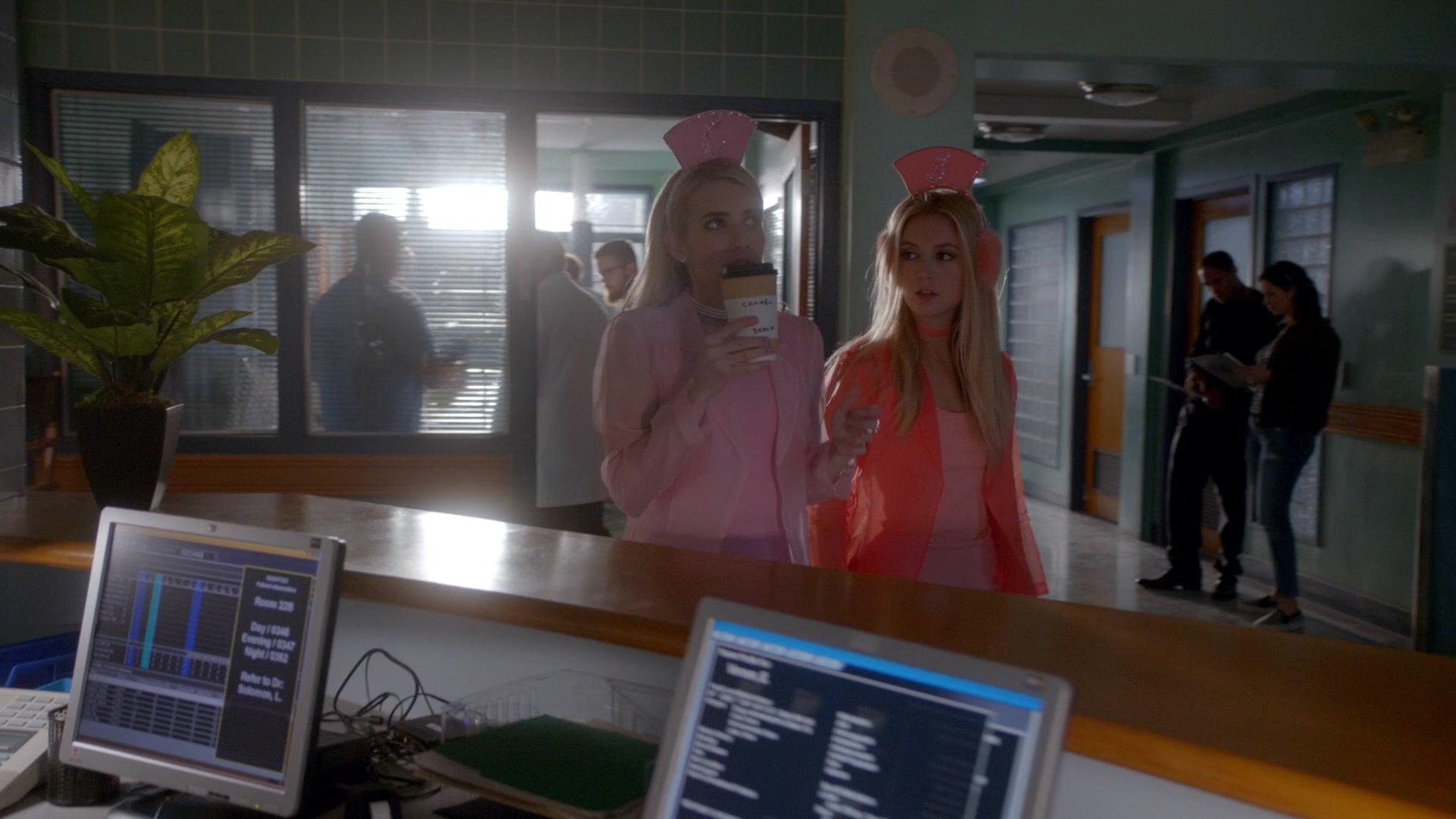 Scream_Queens_2015_S02E09_1080p_004572.jpg