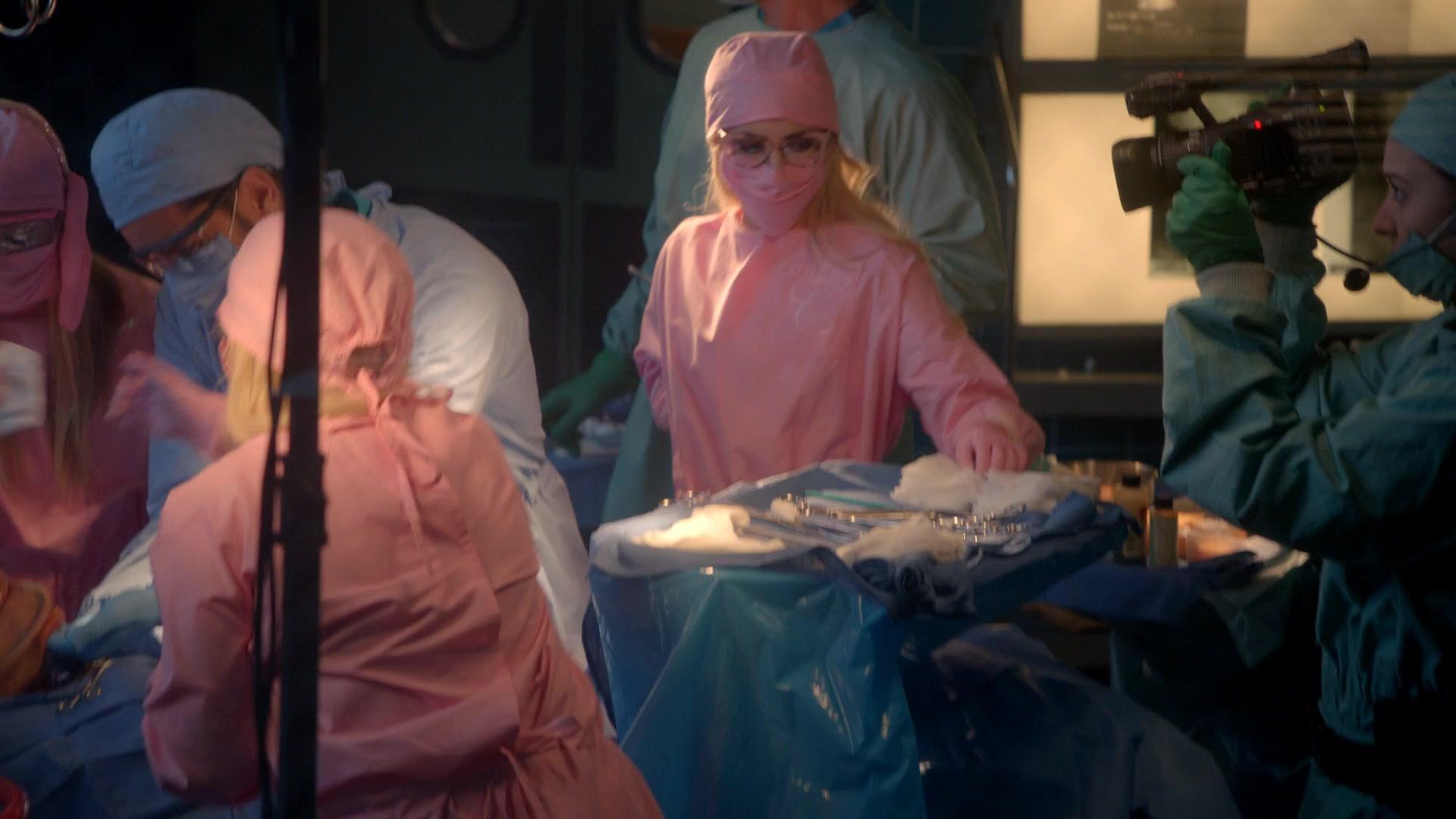 Scream_Queens_2015_S02E09_1080p_004911.jpg