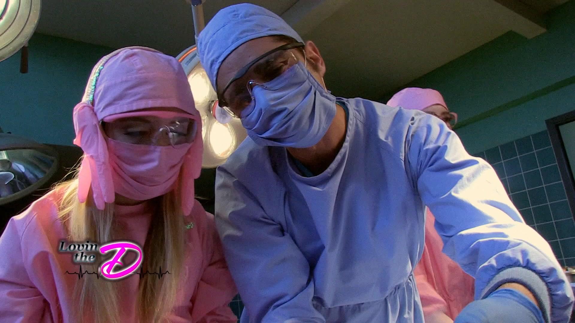 Scream_Queens_2015_S02E09_1080p_004995.jpg