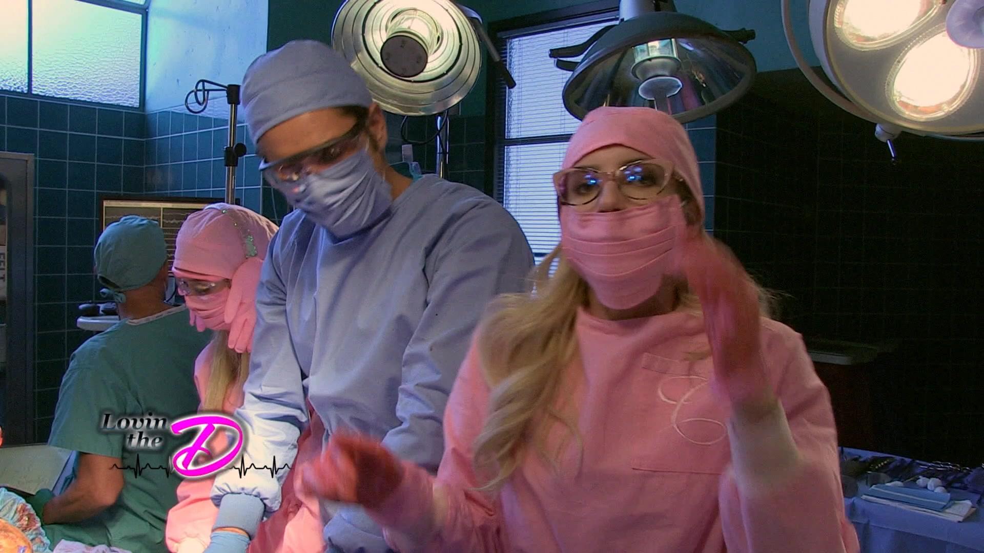 Scream_Queens_2015_S02E09_1080p_005141.jpg