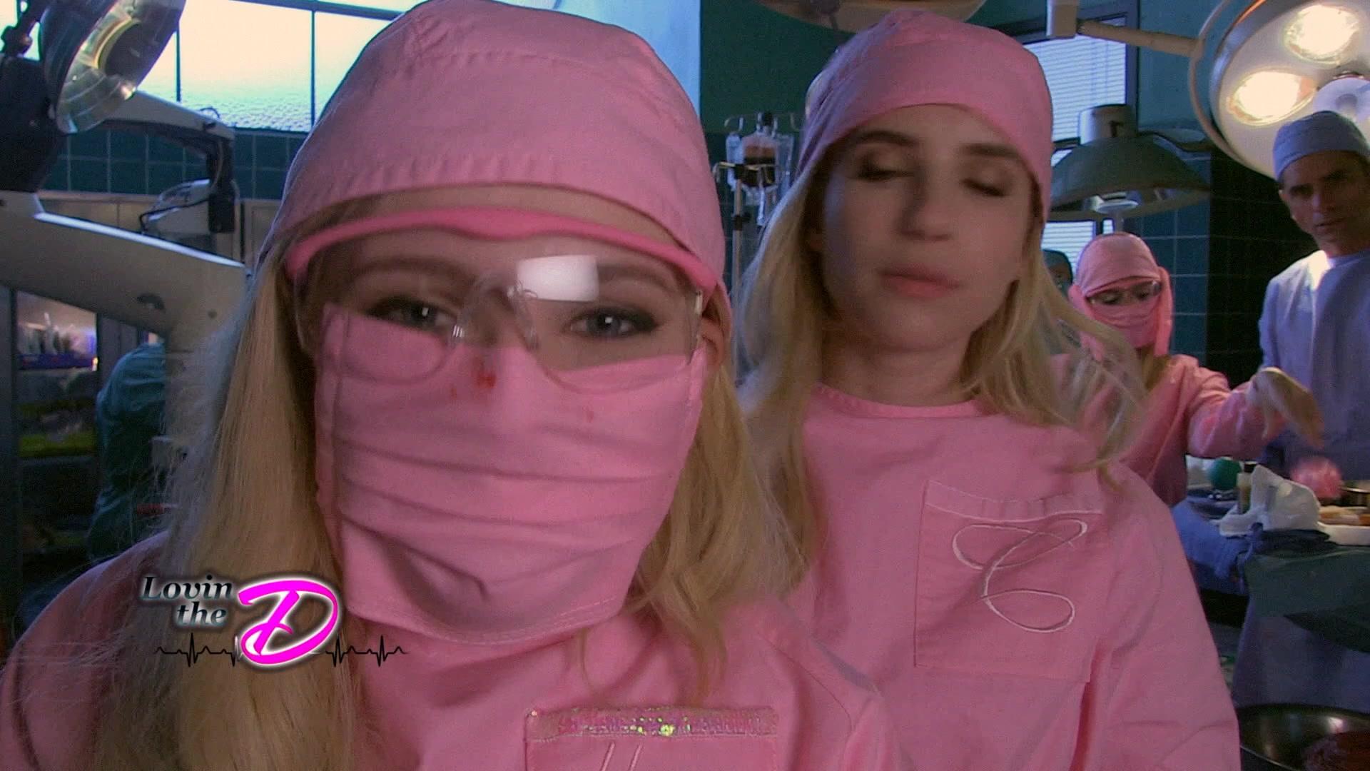 Scream_Queens_2015_S02E09_1080p_005199.jpg