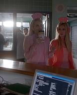 Scream_Queens_2015_S02E09_1080p_004572.jpg