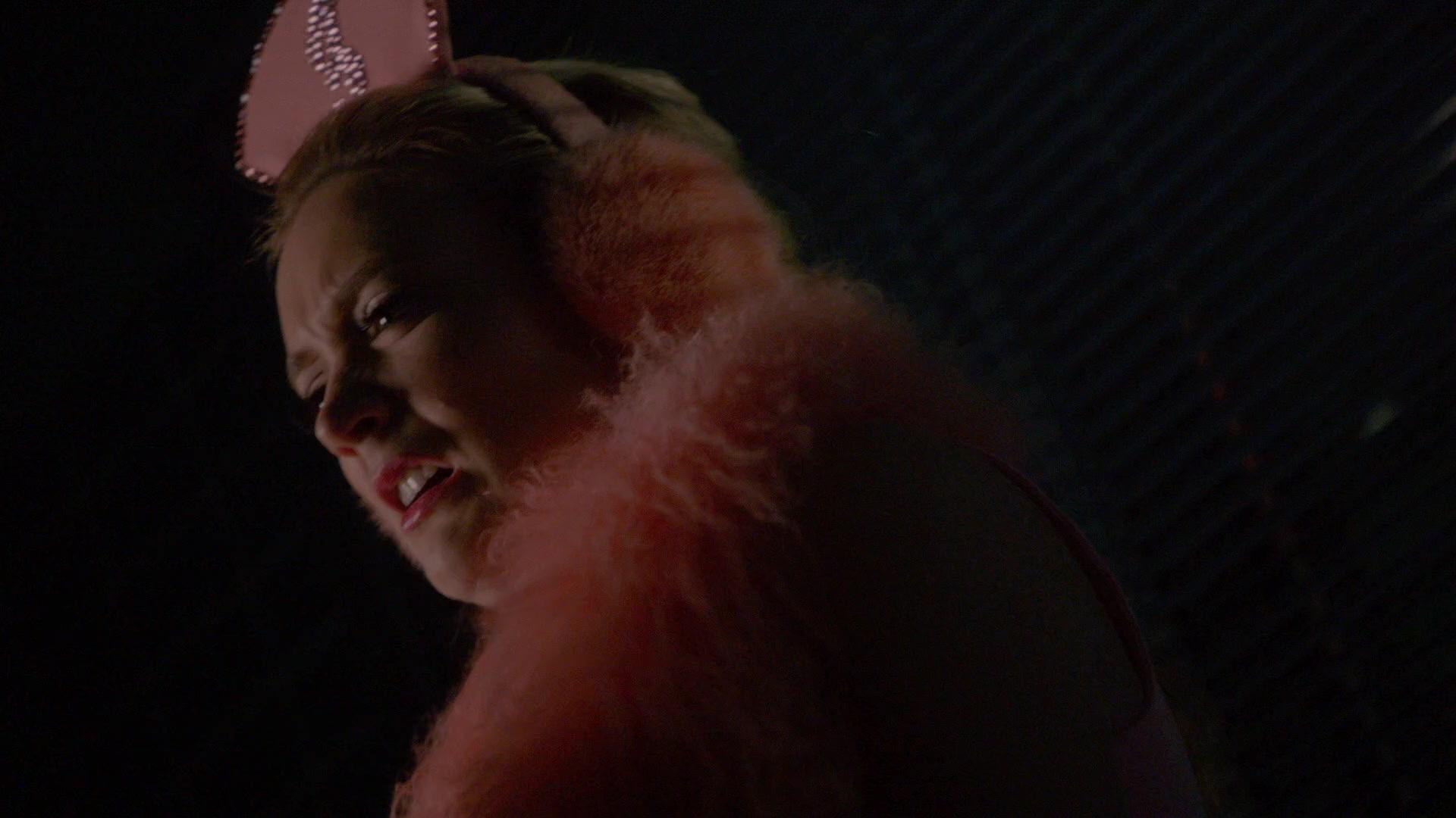 Scream_Queens_2015_S02E10_1080p_000299.jpg