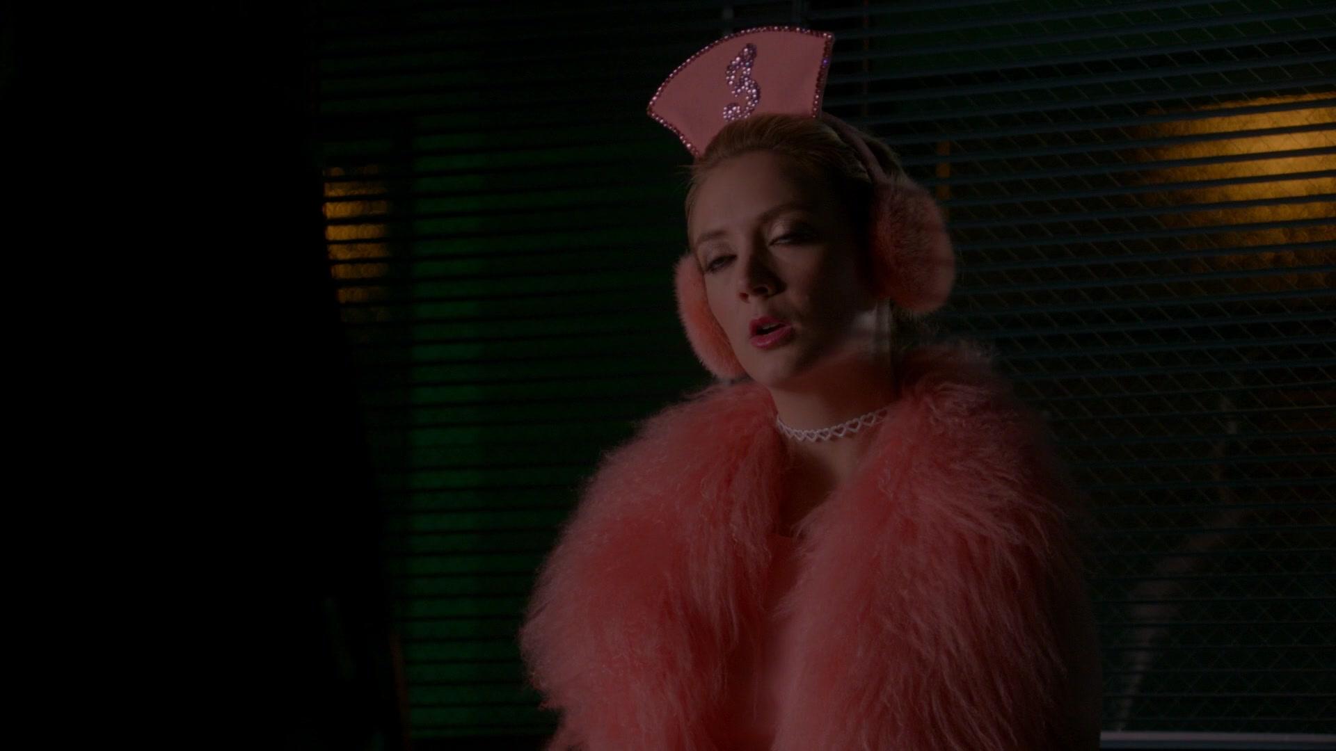 Scream_Queens_2015_S02E10_1080p_000330.jpg