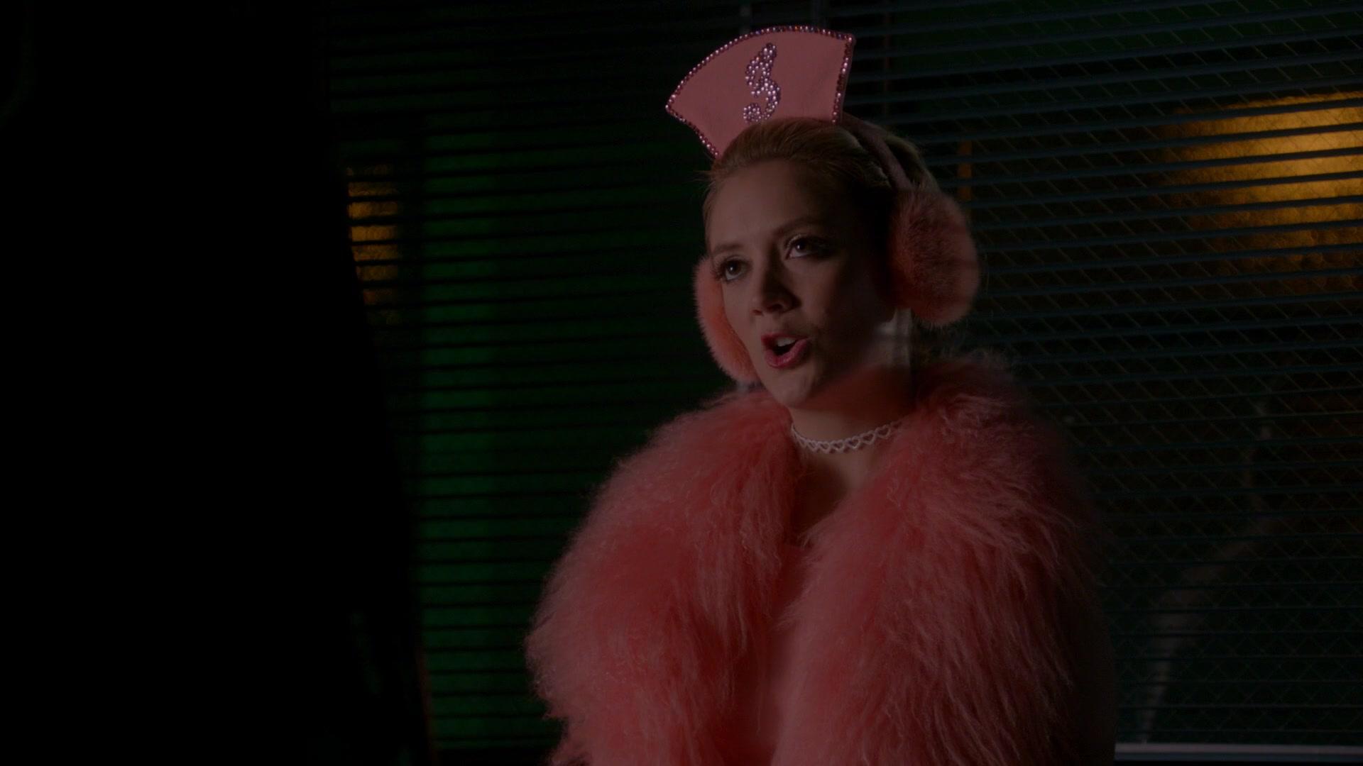 Scream_Queens_2015_S02E10_1080p_000360.jpg
