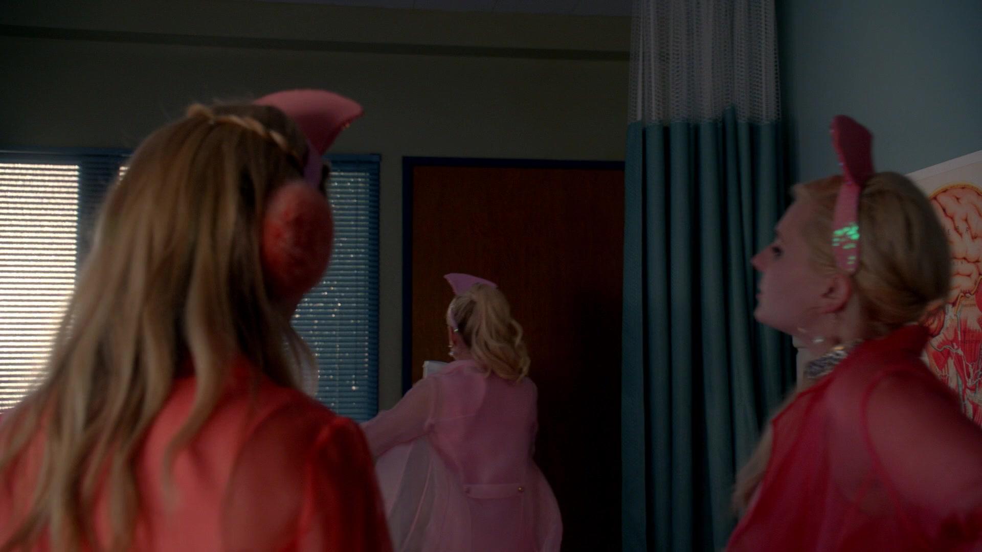 Scream_Queens_2015_S02E10_1080p_003082.jpg