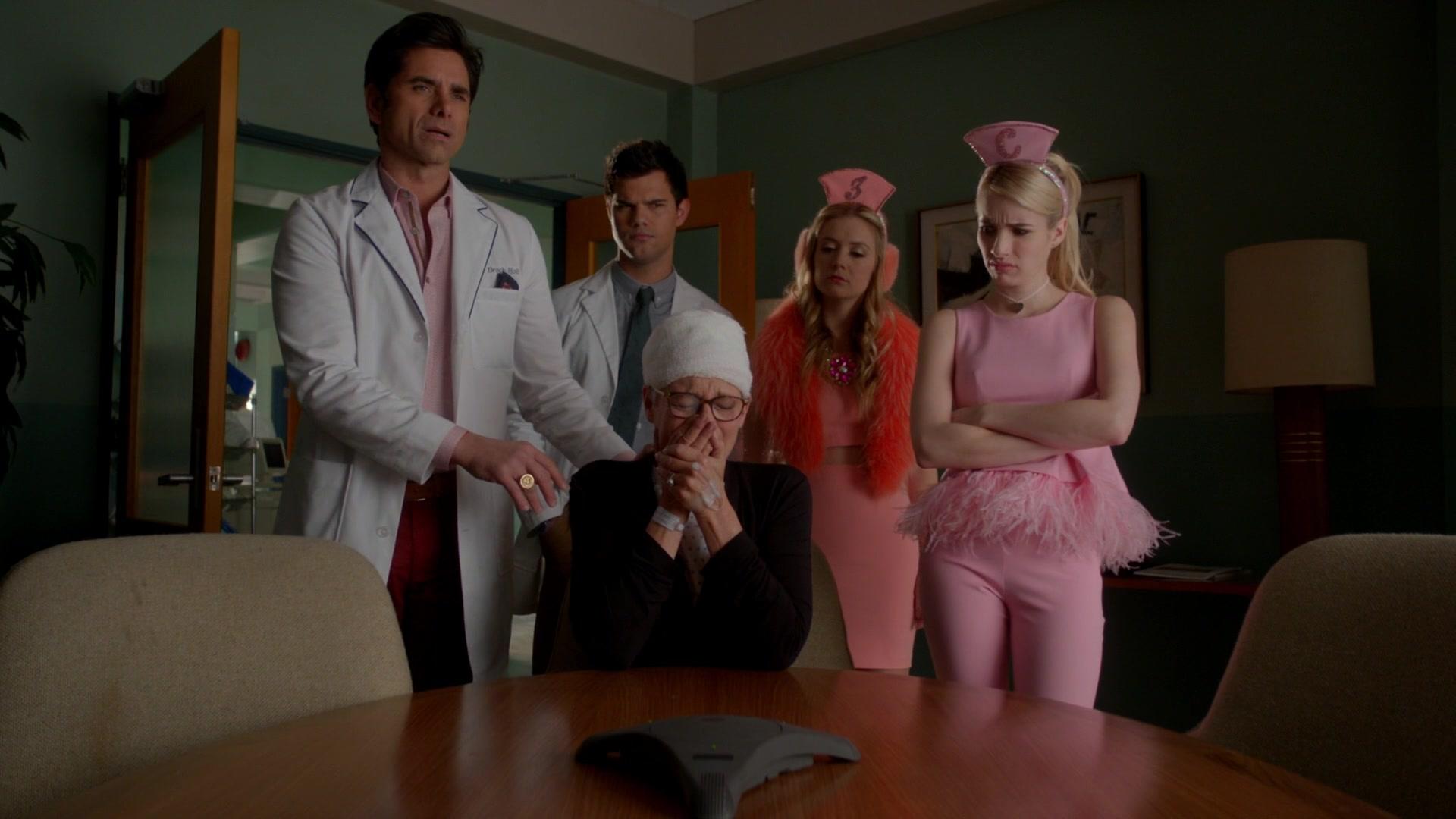 Scream_Queens_2015_S02E10_1080p_003785.jpg
