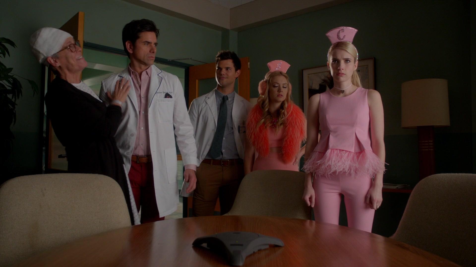 Scream_Queens_2015_S02E10_1080p_003857.jpg
