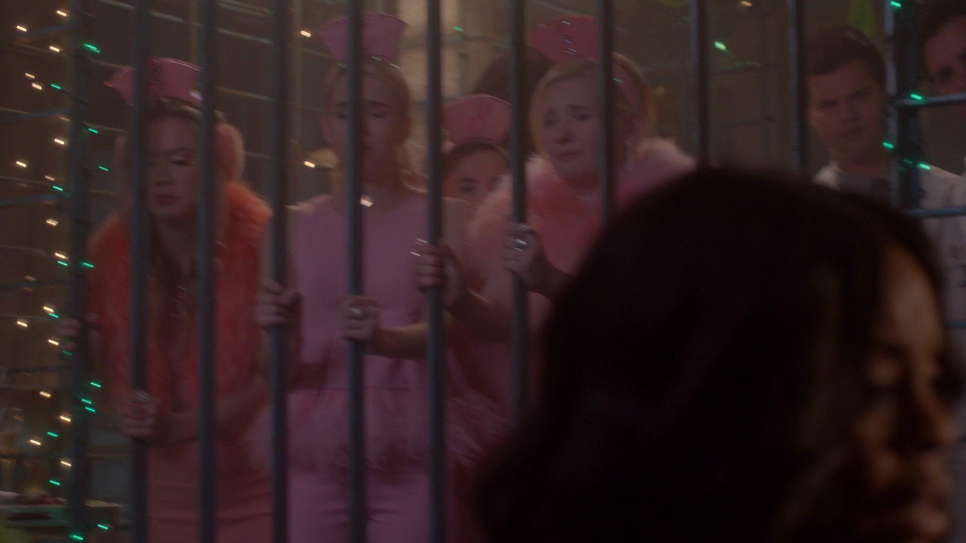 Scream_Queens_2015_S02E10_1080p_004608.jpg