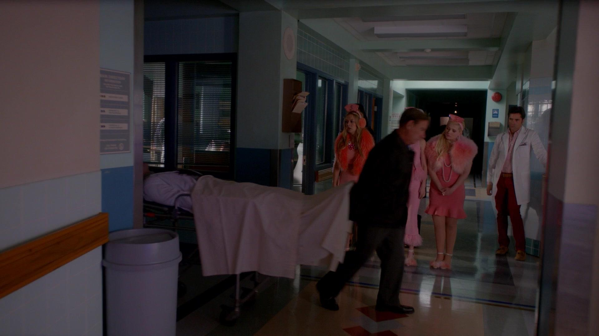 Scream_Queens_2015_S02E10_1080p_005192.jpg