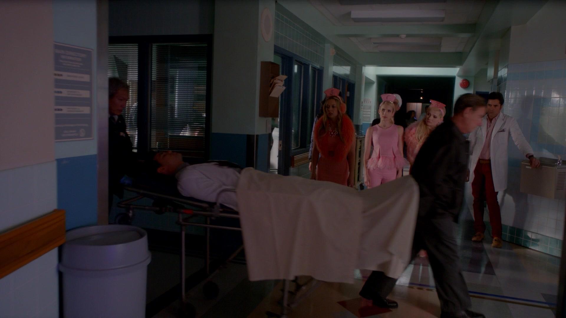 Scream_Queens_2015_S02E10_1080p_005193.jpg