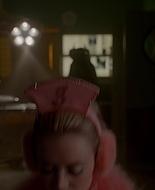Scream_Queens_2015_S02E10_1080p_000277.jpg