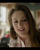 A_Very_Jonas_Christmas_Movie_2025_1080p_IHBL_002184.jpg