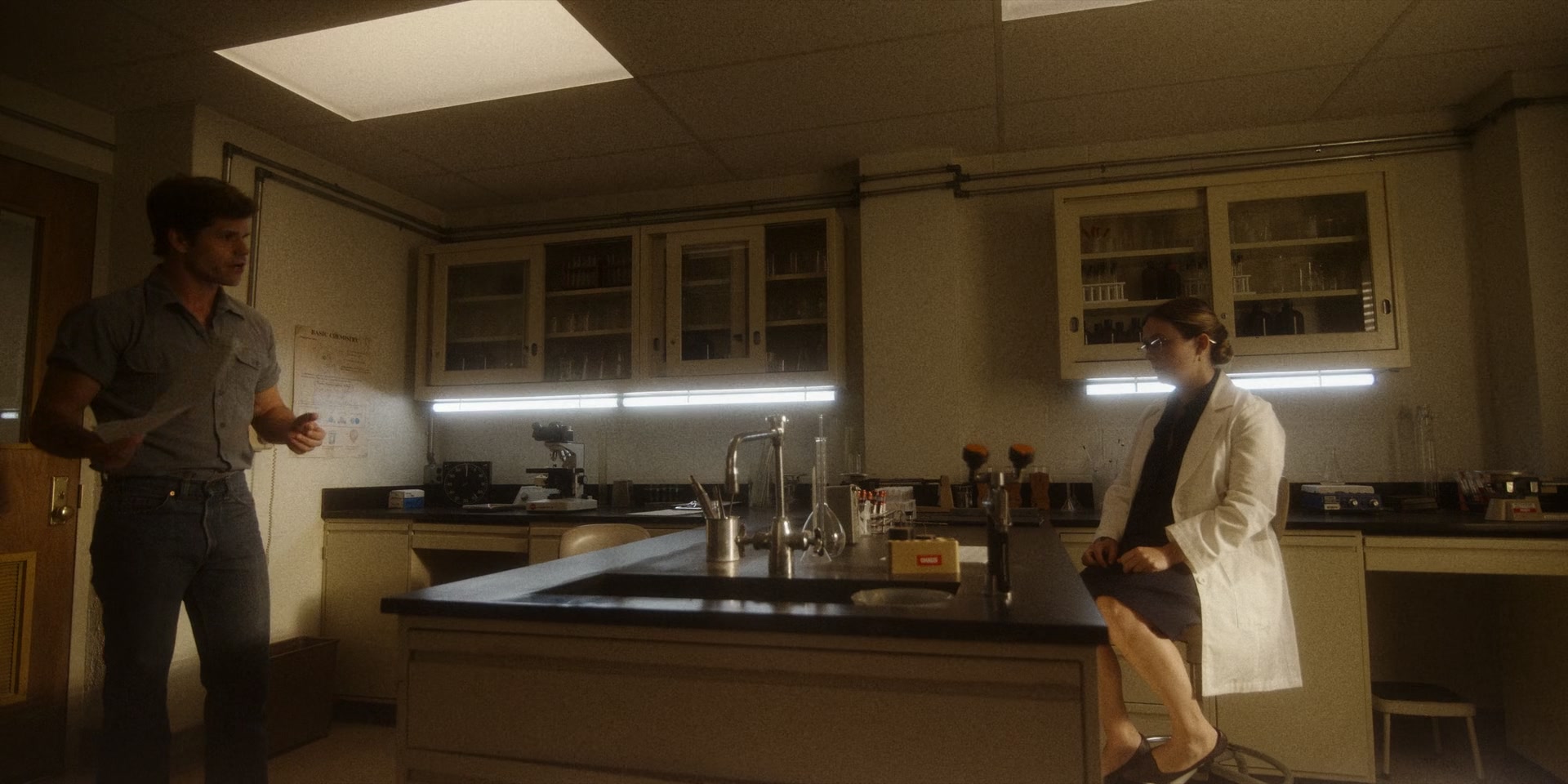 American_Horror_Story_S11E07_The_Sentinel_1080p_IHBL_003073.jpg