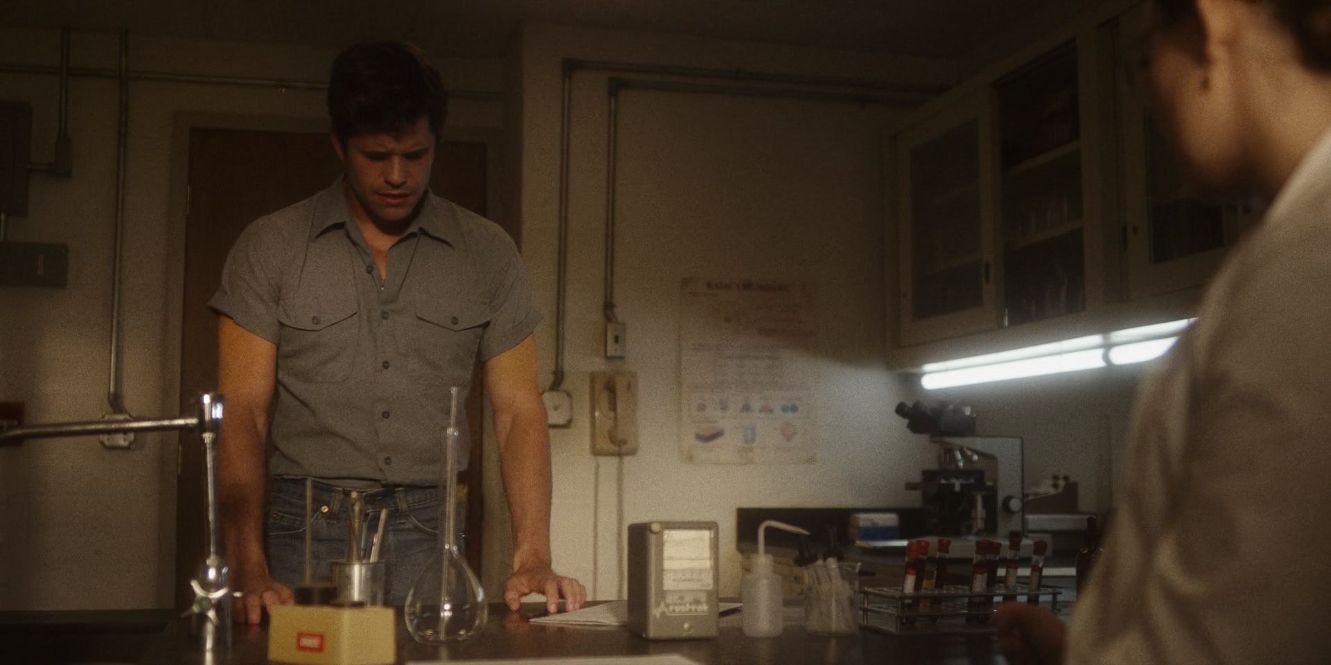 American_Horror_Story_S11E07_The_Sentinel_1080p_IHBL_003095.jpg