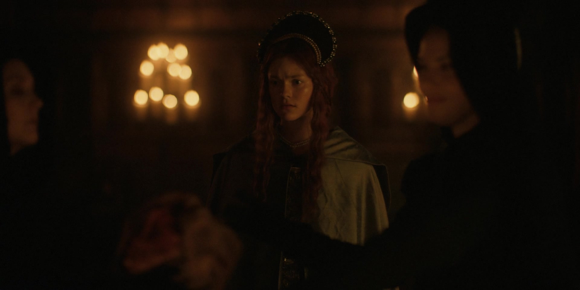American_Horror_Story_S12E04_Vanishing_Twin_1080p_IHBL_000437.jpg