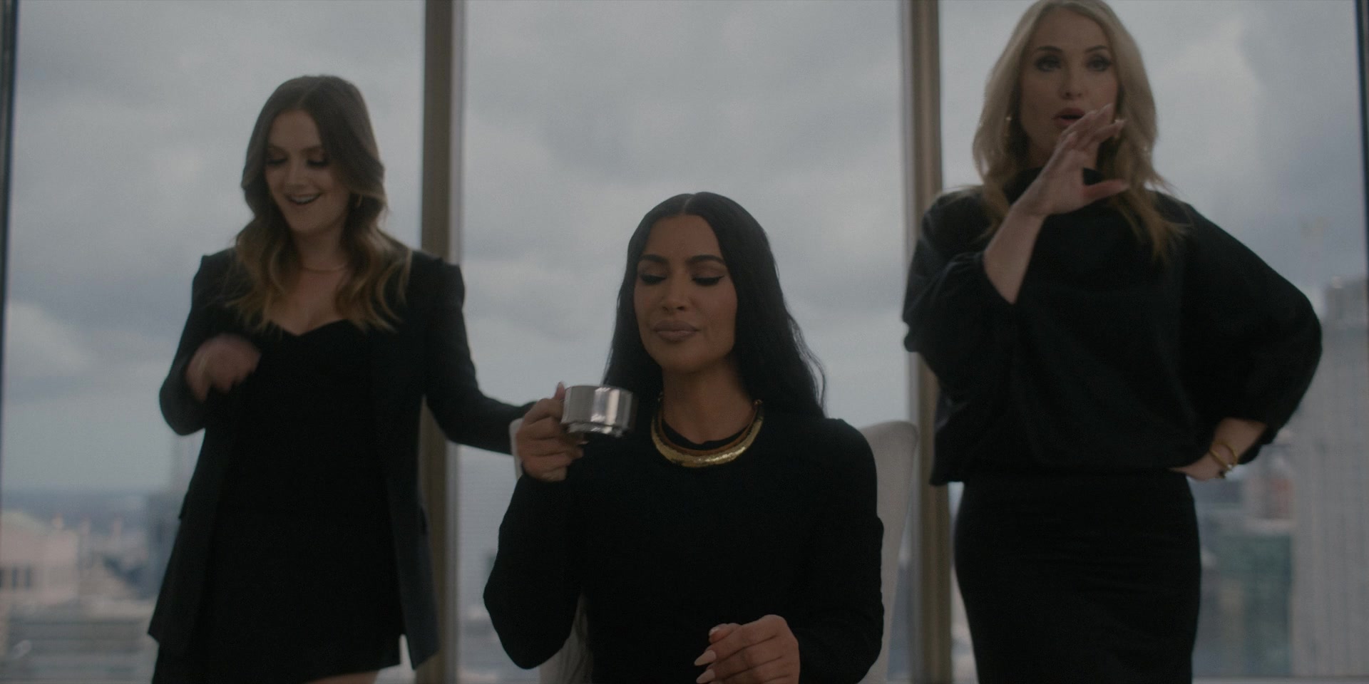 American_Horror_Story_S12E04_Vanishing_Twin_1080p_IHBL_001969.jpg
