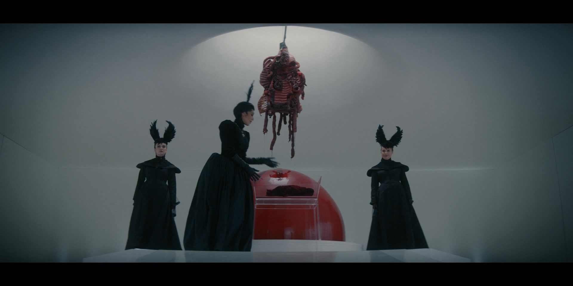 American_Horror_Story_S12E09_The_Auteur_1080p_IHBL_002570.jpg American_Horror_Story_S12E09_The_Auteur_1080p_IHBL_002570.jpg