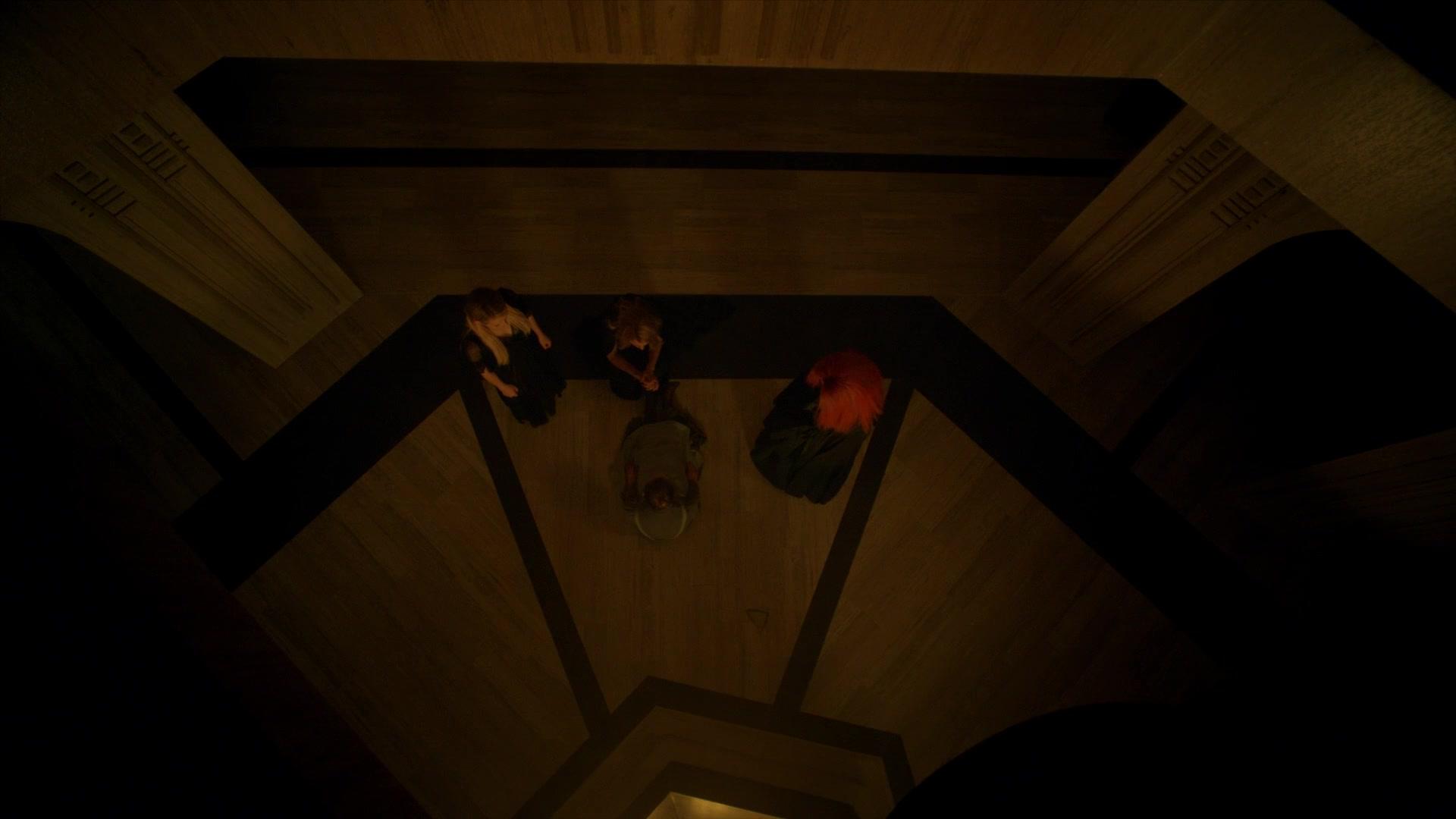 American_Horror_Story_S08E04_1080p_BluRay__0419.jpg American_Horror_Story_S08E04_1080p_BluRay__0419.jpg
