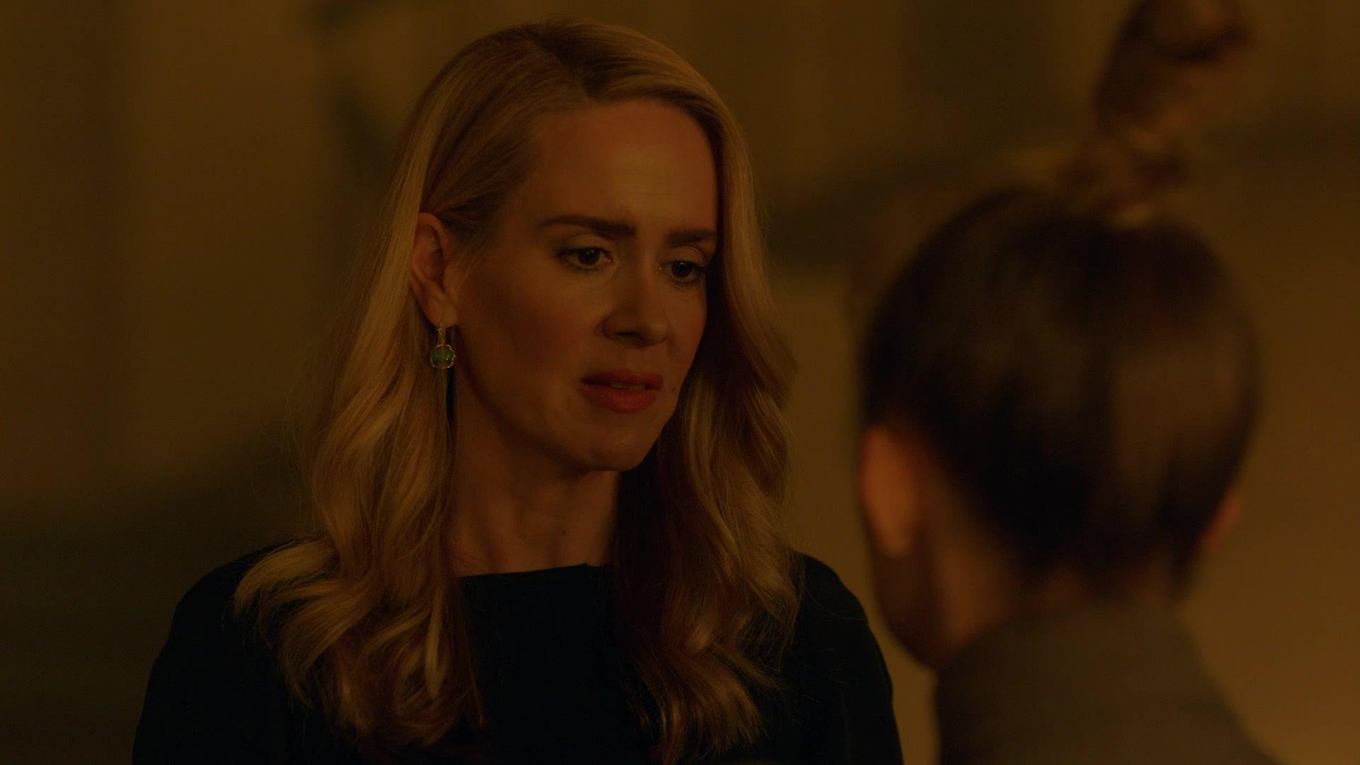 American_Horror_Story_S08E04_1080p_BluRay__0533.jpg American_Horror_Story_S08E04_1080p_BluRay__0533.jpg