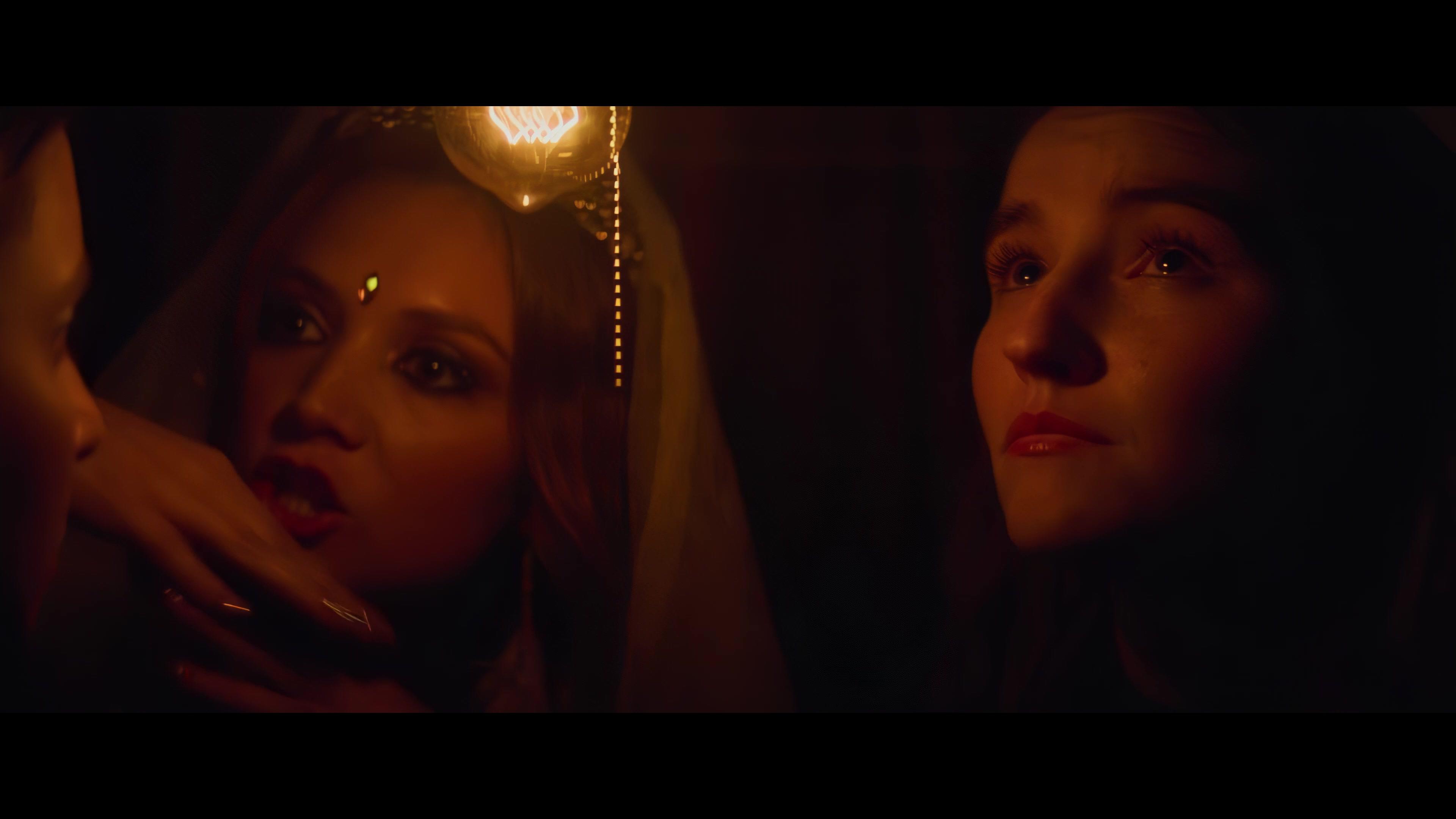 Booksmart_BillieScenes_IHBL_0875.jpg Booksmart_BillieScenes_IHBL_0875.jpg