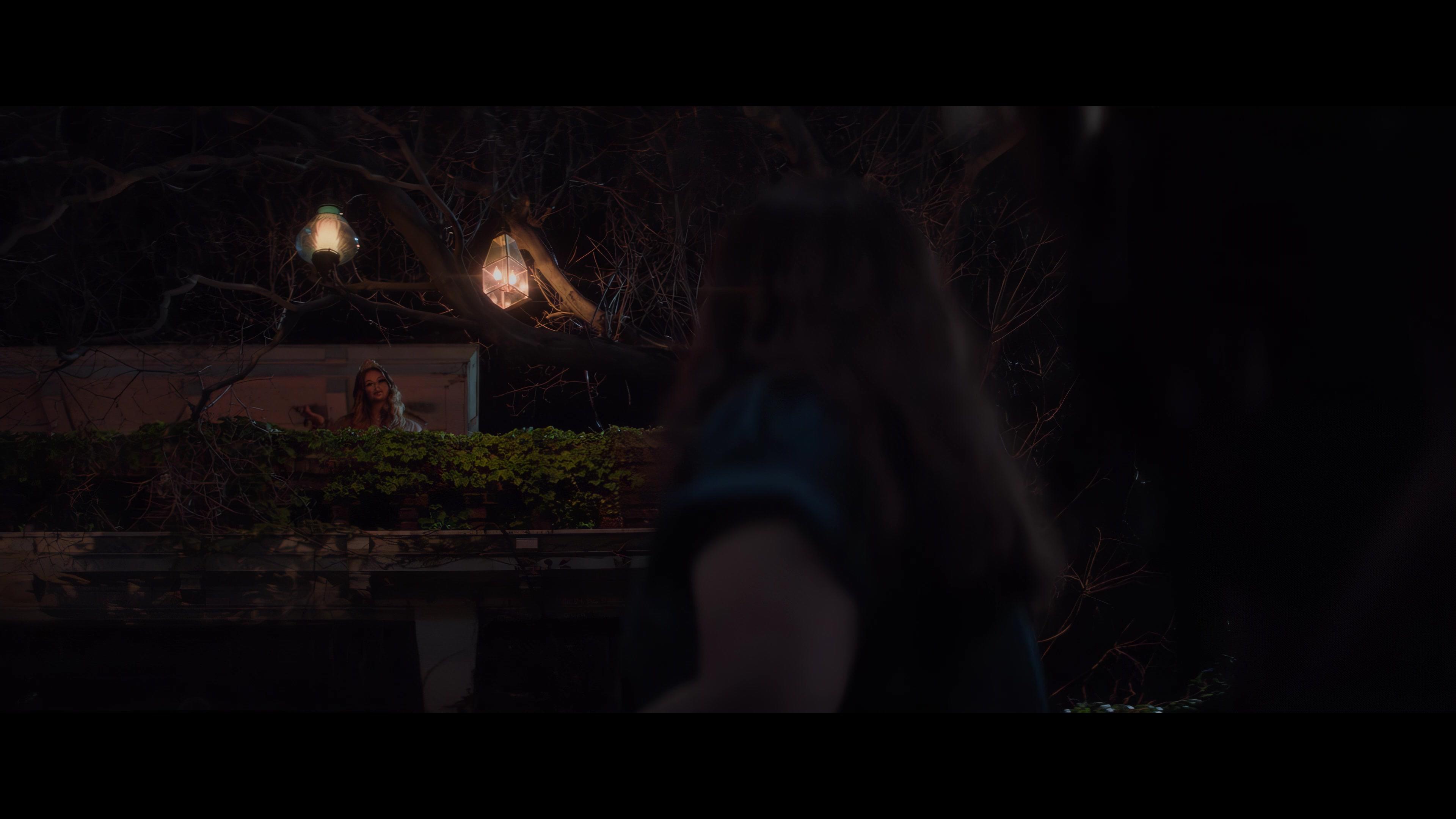 Booksmart_BillieScenes_IHBL_0918.jpg